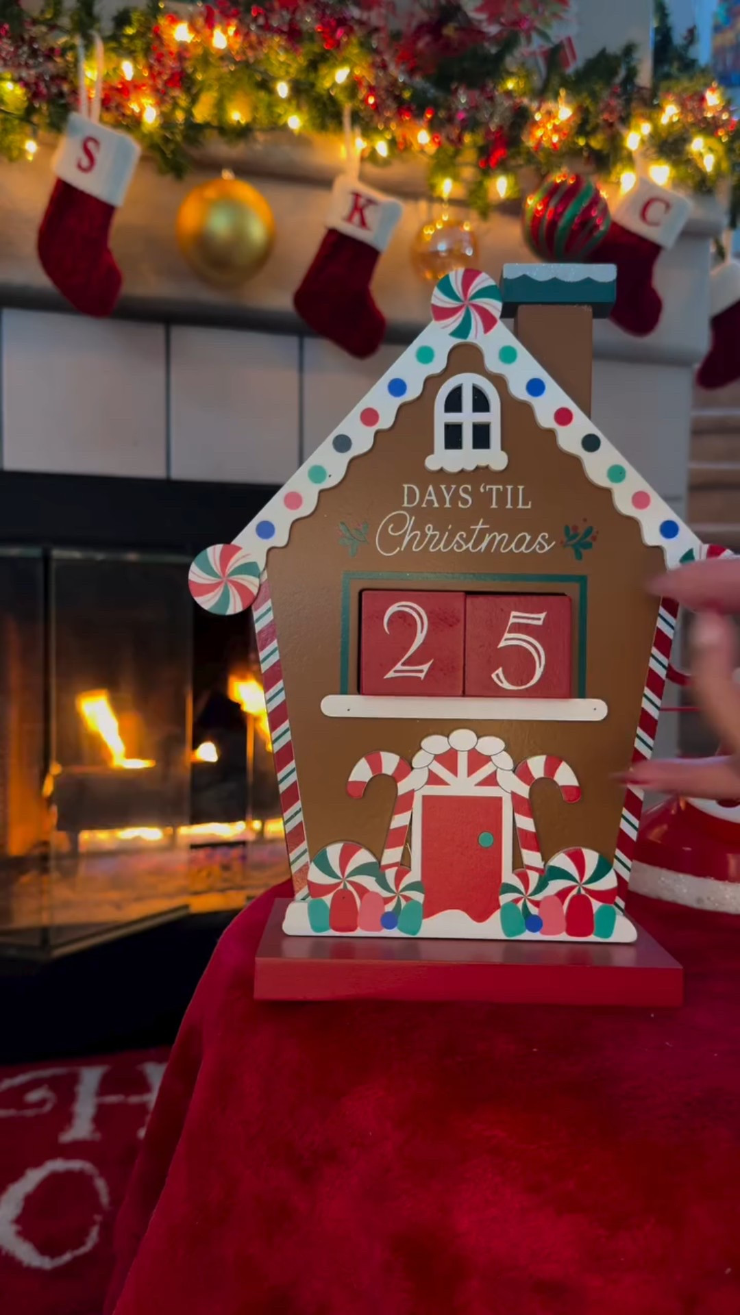 Our cozy countdown to Christmas night routine ✨🎄☕️

Peanuts Advent Calendar from American Greetings ♥️

Pink Monitor from Pixio 💕use code DIAMOND to save✨

#christmascountdown
#nightroutine #cozynight