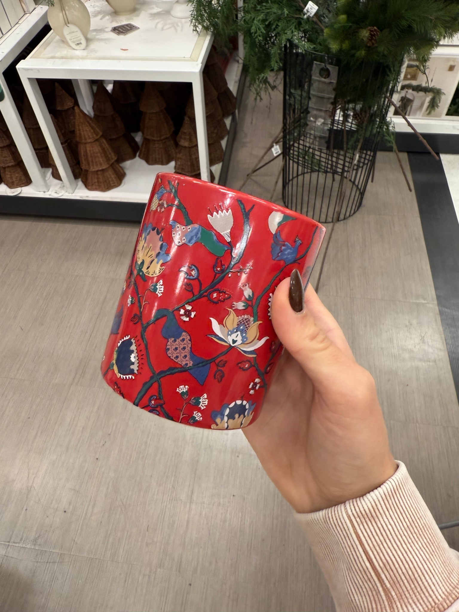 This candle is a perfect holiday gift! 

#LTKHoliday