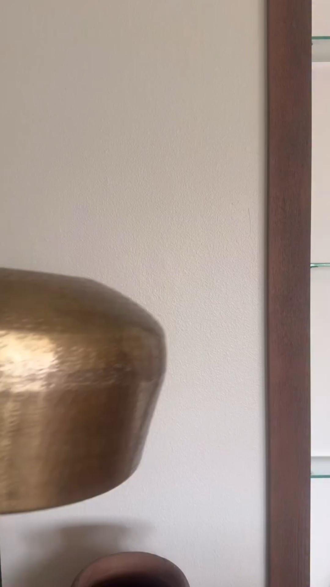 Christmas floral arrangement for holiday décor lovers. Sharing a simple Christmas centerpiece with fresh florals, holiday stems, and winter greenery. Christmas home décor, holiday arrangement ideas, and festive styling inspiRation 

COMMENT: FLORALS 

Christmas floral arrangement, holiday floral arrangement, Christmas centerpiece, holiday centerpiece, winter greenery, Christmas flowers, holiday home décor, Christmas décor ideas, holiday table décor, festive arrangement, Christmas flower bouquet, holiday stems, winter floral arrangement, Christmas styling, holiday decorating ideas, Christmas table styling, Christmas home styling, winter florals, holiday arrangement ideas, fresh Christmas arrangement.