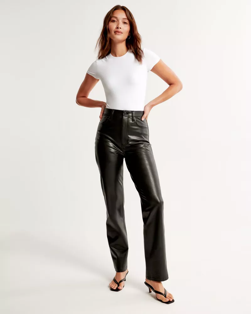 Women's Curve Love Vegan Leather 90s Straight Pant