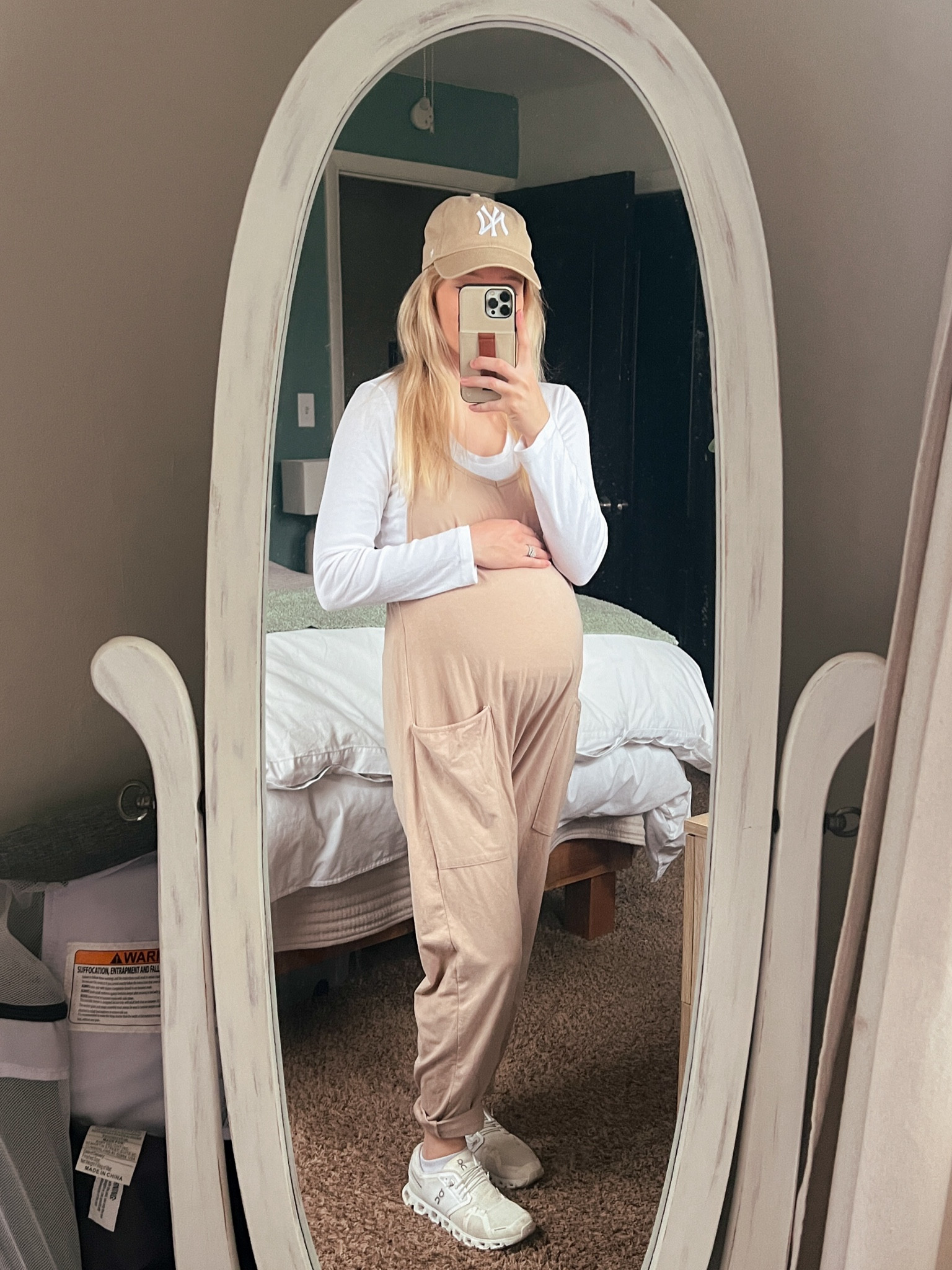 Maternity outfit, spring outfit, spring overall, spring jumpsuit, overall outfit, spring maternity outfit, Amazon outfit, Amazon overall 

#LTKfindsunder50 #LTKSpringSale #LTKbump