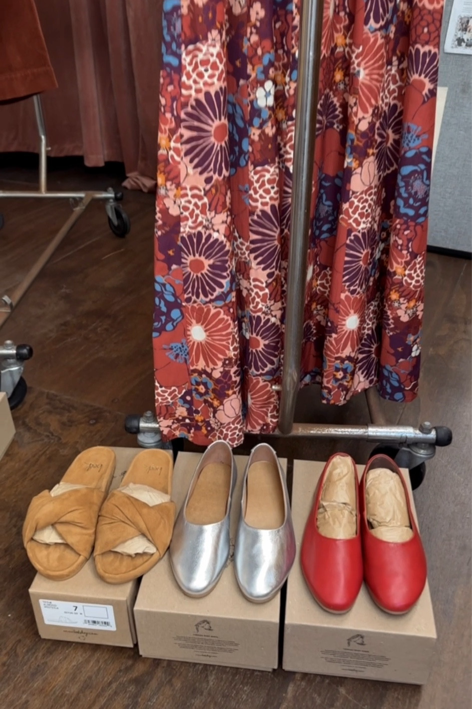 Beautiful new beek shoes for fall 
Always so comfortable 
Code ITSYBITSYINDULGENCES for 10% off 

#LTKOver40