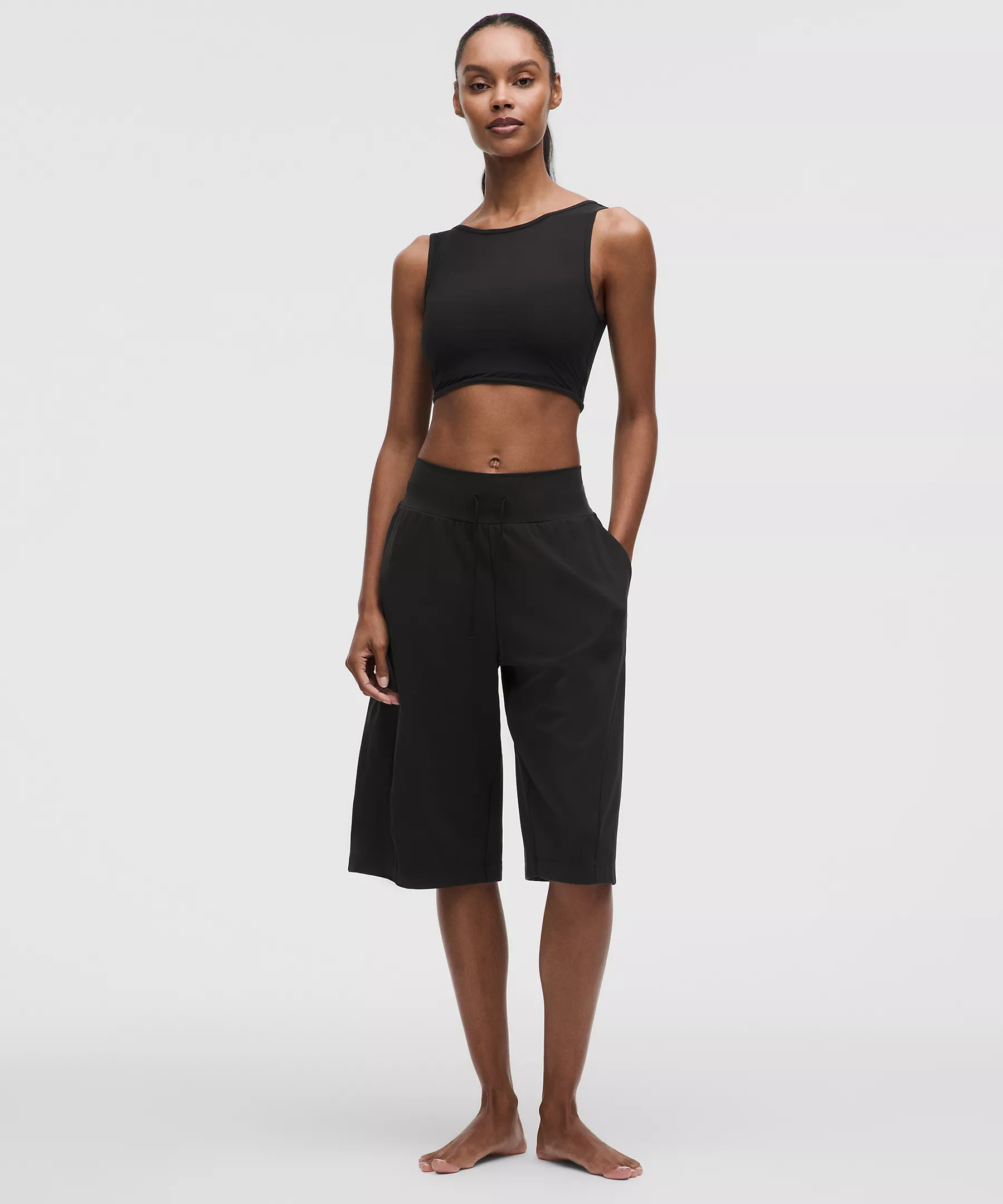 Groove Mid-Rise Relaxed Bermuda Short | Lululemon (US)