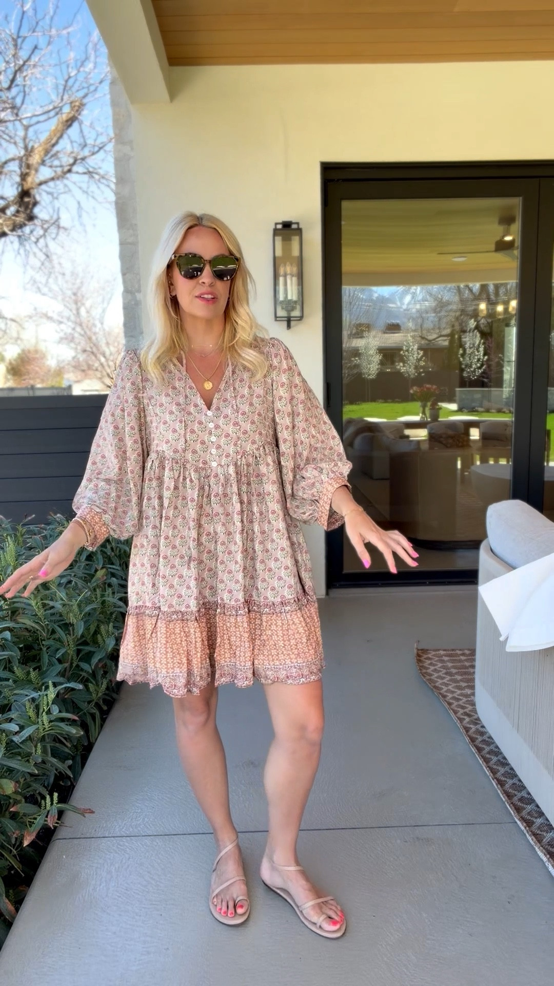 This dress is so cute! 

#LTKmomlife #LTKgrwm #LTKootd