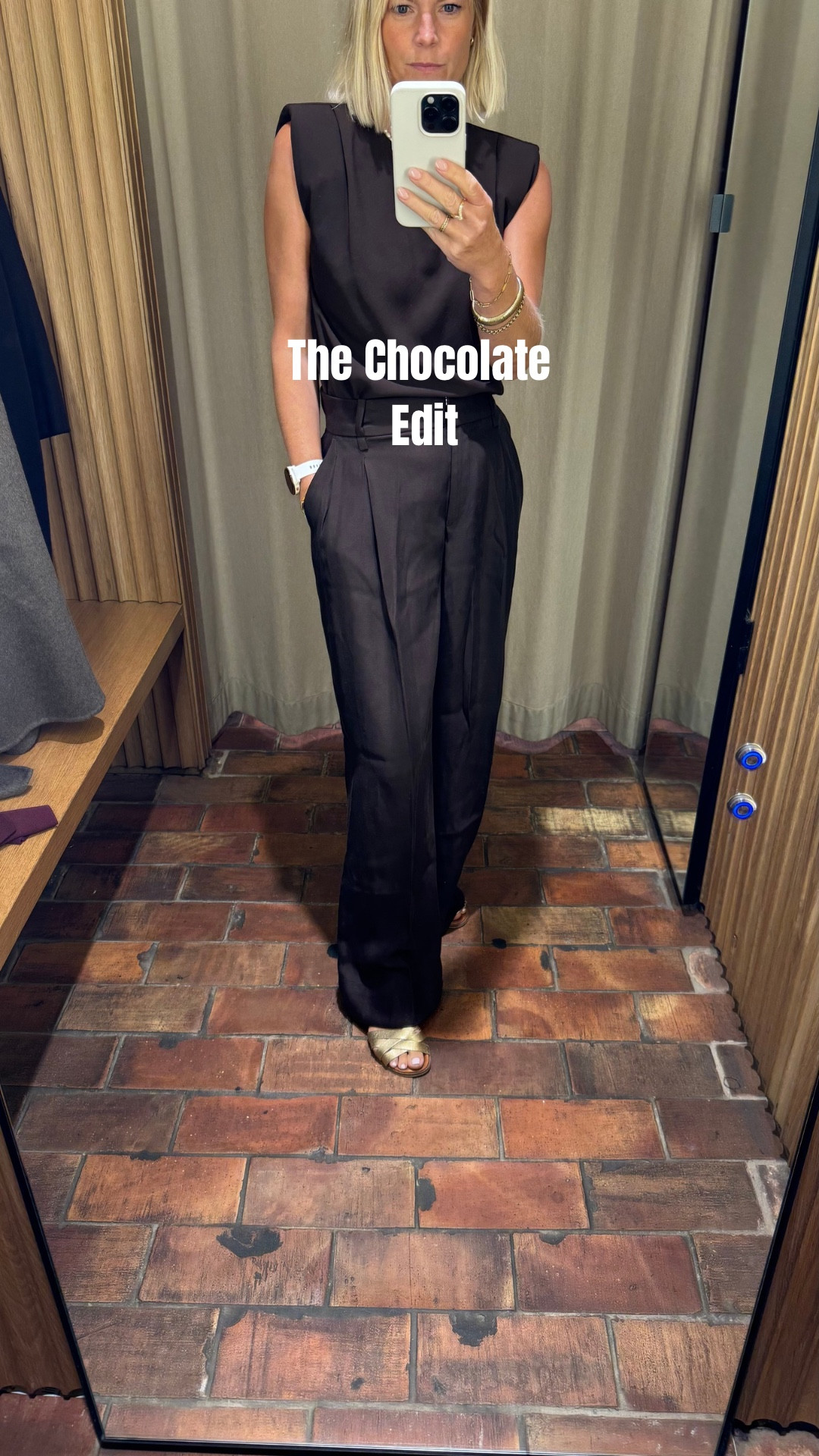 Chocolate 🍫 is everywhere this autumn 🍂 


It’s a softer alternative to black and is such a rich and expensive looking colour 🤎🤎🤎

So here is a little edit of some current pieces 

And if you’d like to hear my commentary then you can find all these try ons in my chocolate collection 🤎🤎🤎 where you’ll find sizing info and more 

#LTKautumn #LTKuk #LTKstyletip