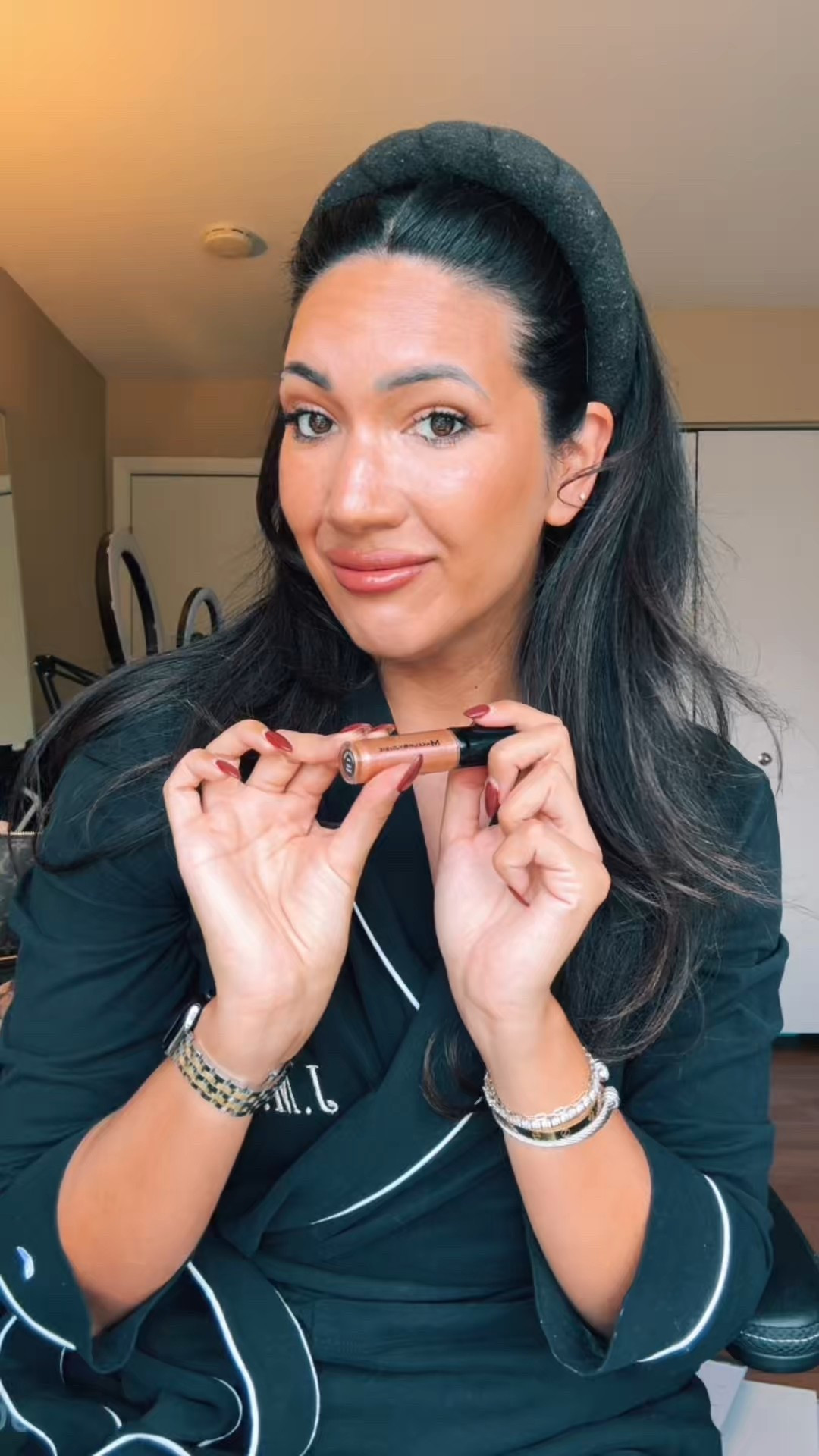 Glowy, minimal makeup after my Hydrafacial ✨
My facialist said to keep it light and let my skin breathe — so I’m sticking to skin tints, cream blush, and glossy lips 💕

Shop my post-facial beauty must-haves below 🤍

#LTKBeauty #CleanGirlMakeup #GlowySkin #SkincareRoutine #BeautyFavorites #sephora 

#LTKBeauty