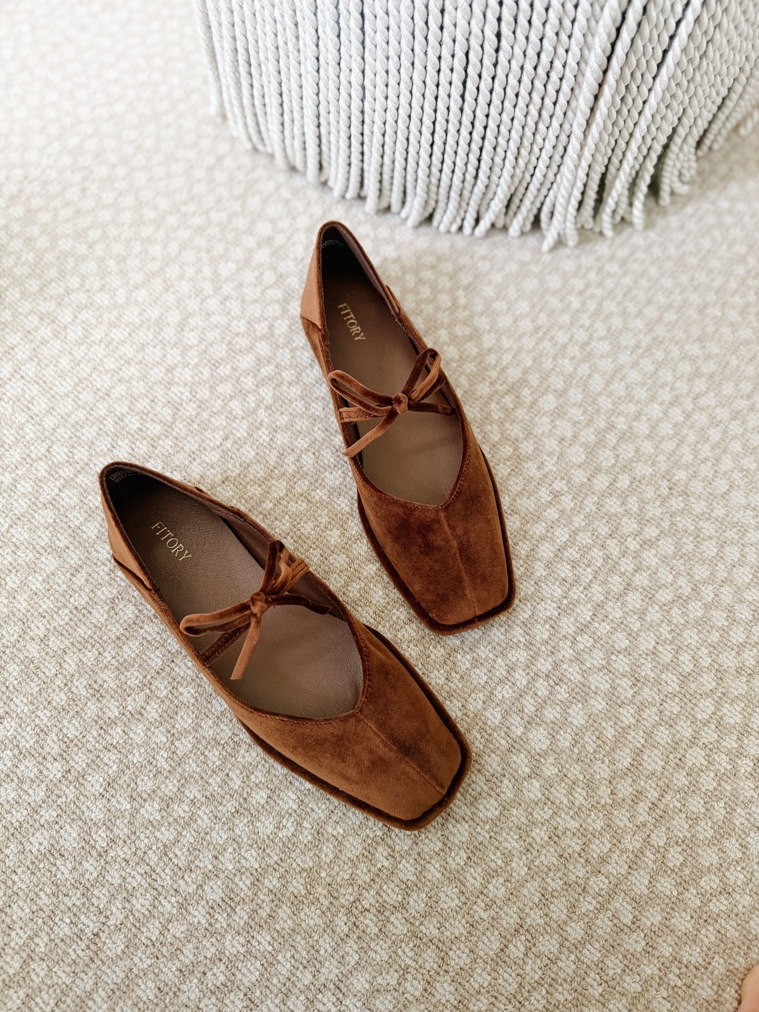 The cutest $45 Mary Jane, perfect for fall,  comfy flats from @Fitory

#LTKgrwm #LTKootd