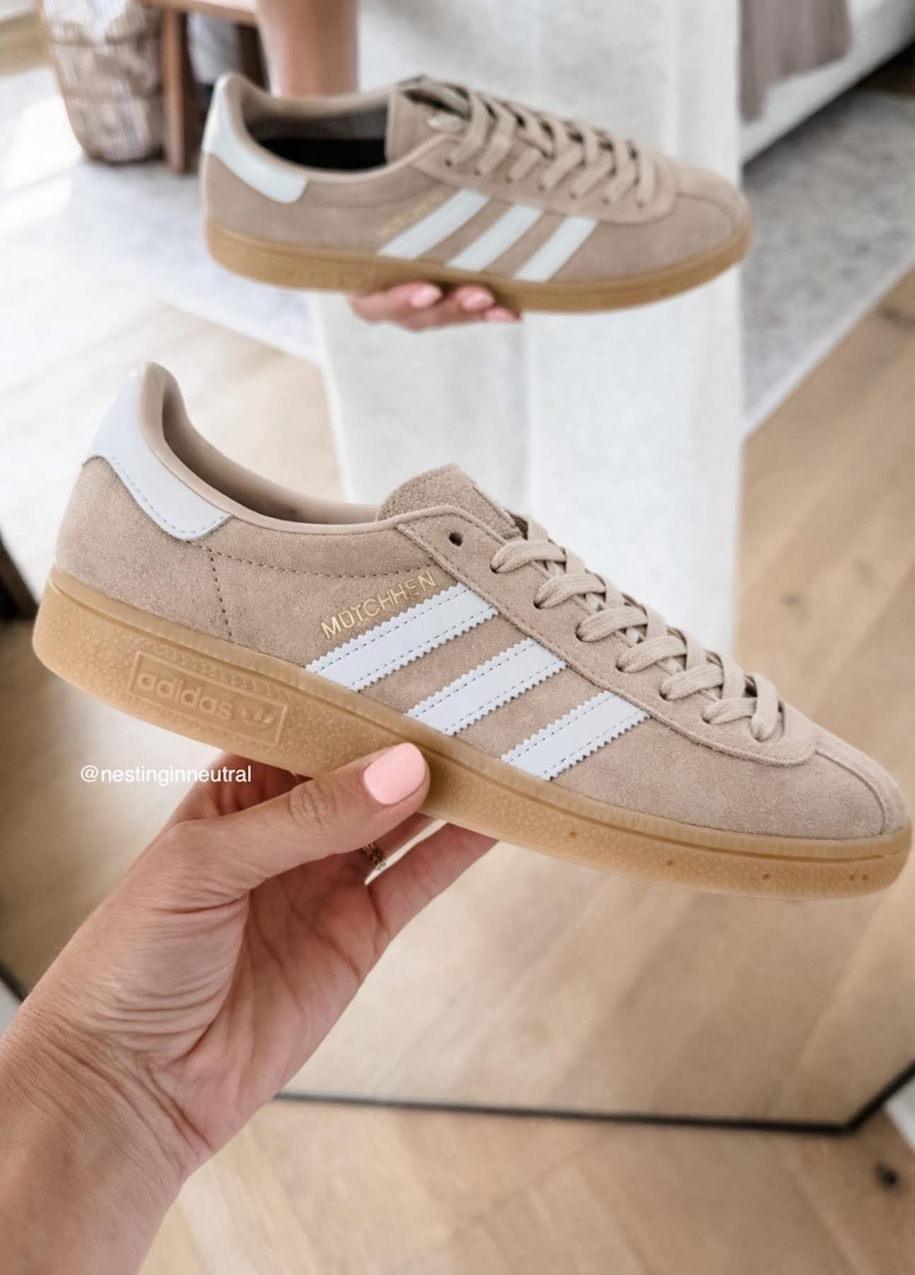 Waaaait…the most perfect neutral Adidas are on a mega markdown ONLY $52 (REG $110) 🤯 

Sneakers,sale,tan,white 

#LTKSaleAlert #LTKTravel #LTKActive