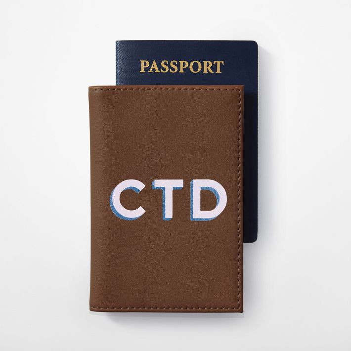 Fillmore Passport Case | Mark and Graham