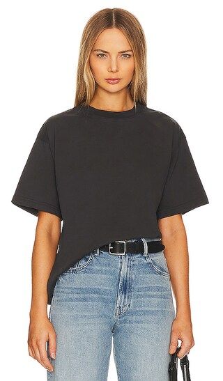 The Relaxed Tee in Washed Black | Revolve Clothing (Global)