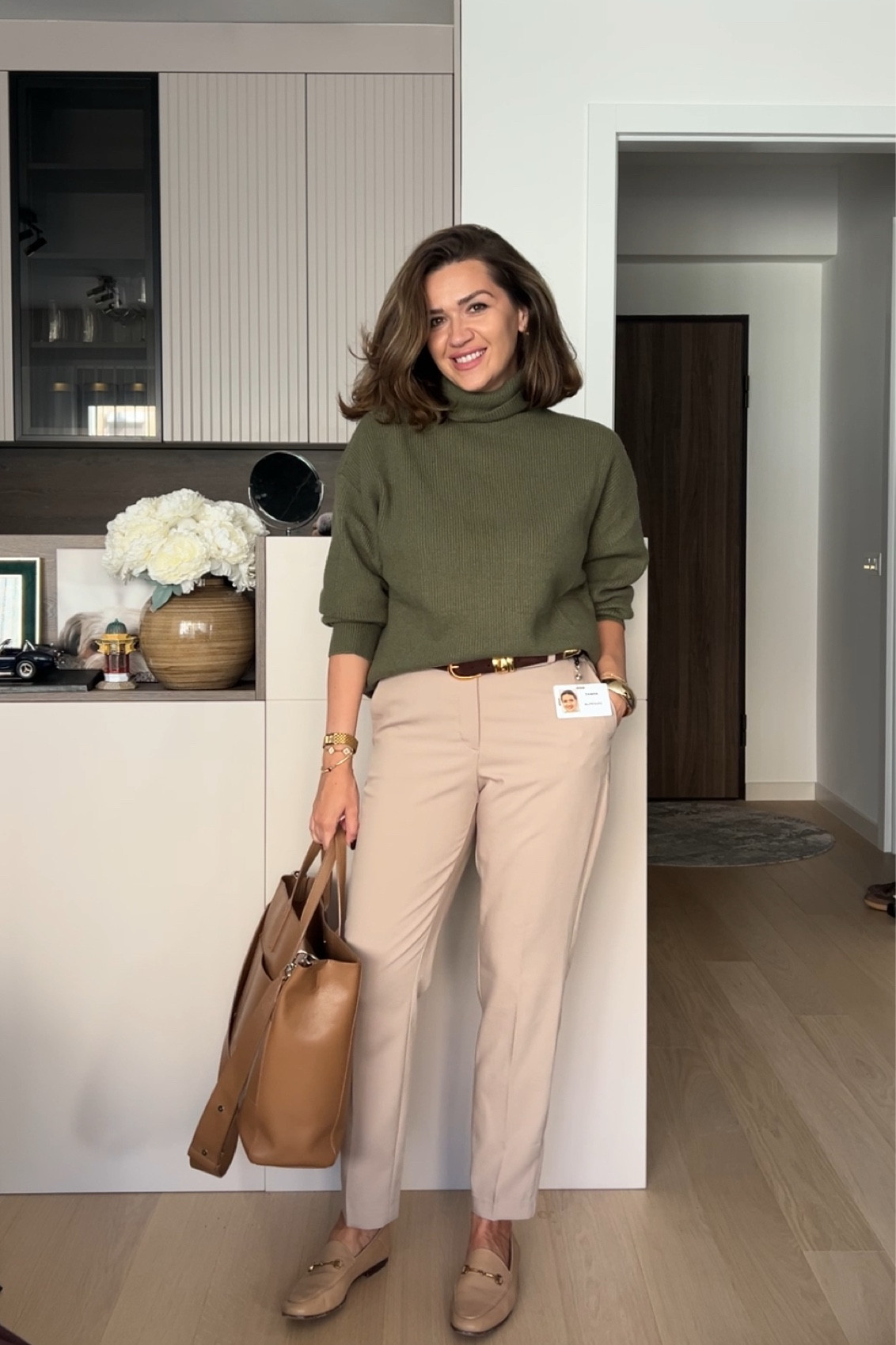 Cozy little corporate outfit 🌲🤎☕️🍂

#Fallfashion #officewear #officeoutfit #workwear #workwearstyle 

#LTKFindsUnder50 #LTKSeasonal #LTKWorkwear