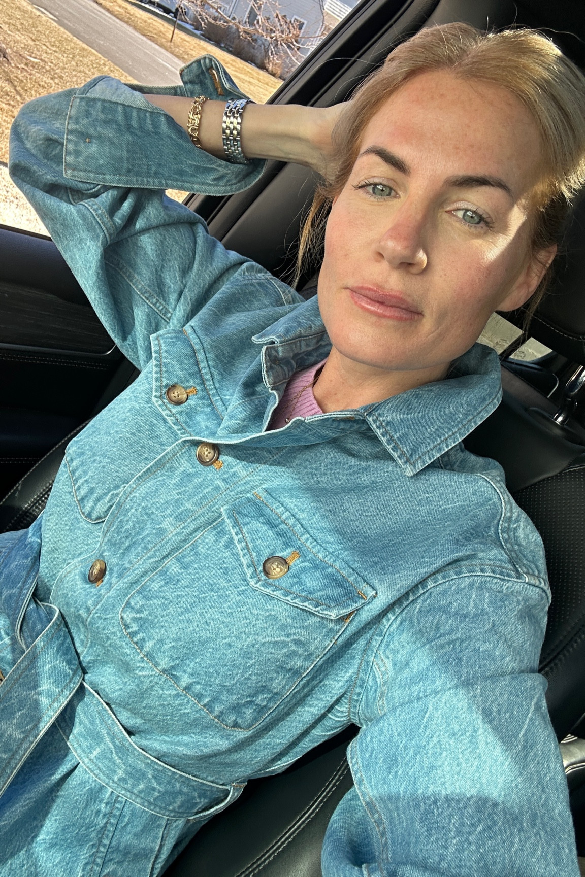 On my way to the office 🤍