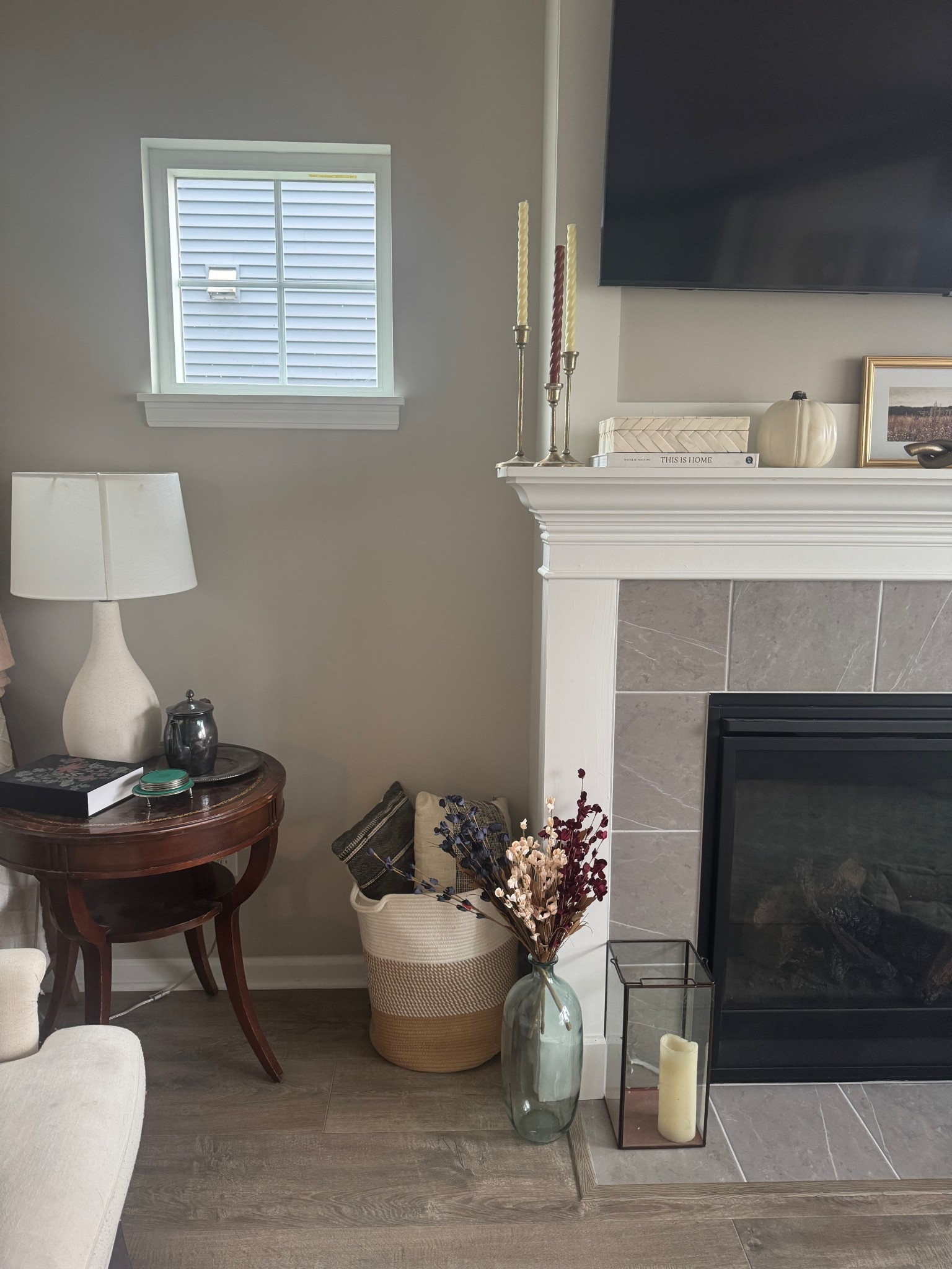 This cozy fall corner is quickly becoming my favorite view 🍂✨ Layered textures, warm tones, and a mug of something hot — autumn feels just right here.

#LTKFallSale #LTKSeasonal #LTKHome