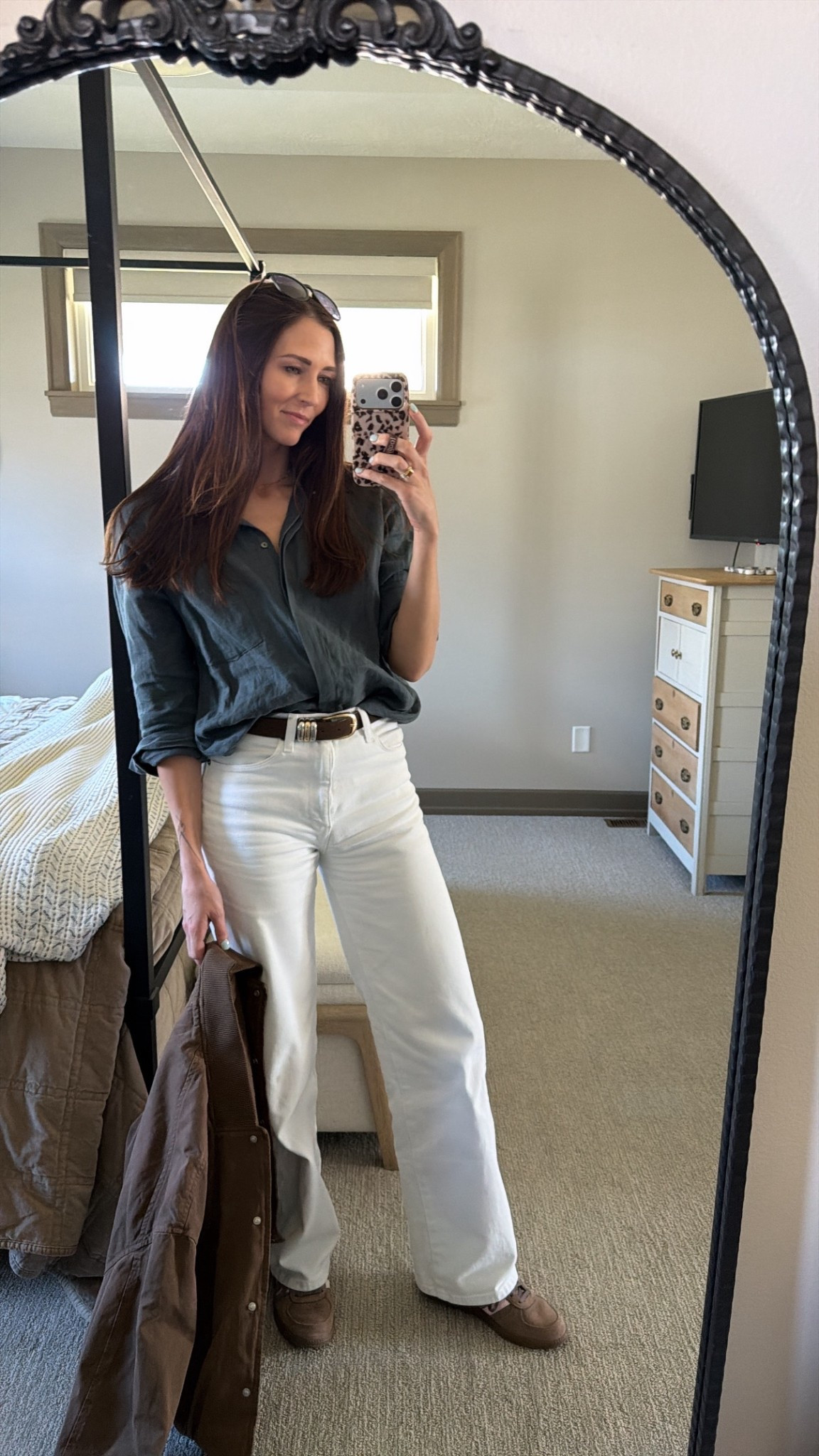 Brown bomber jacket
White wide leg jeans
Brown belt
Button up linen shirt



#LTKootd #LTKmomlife