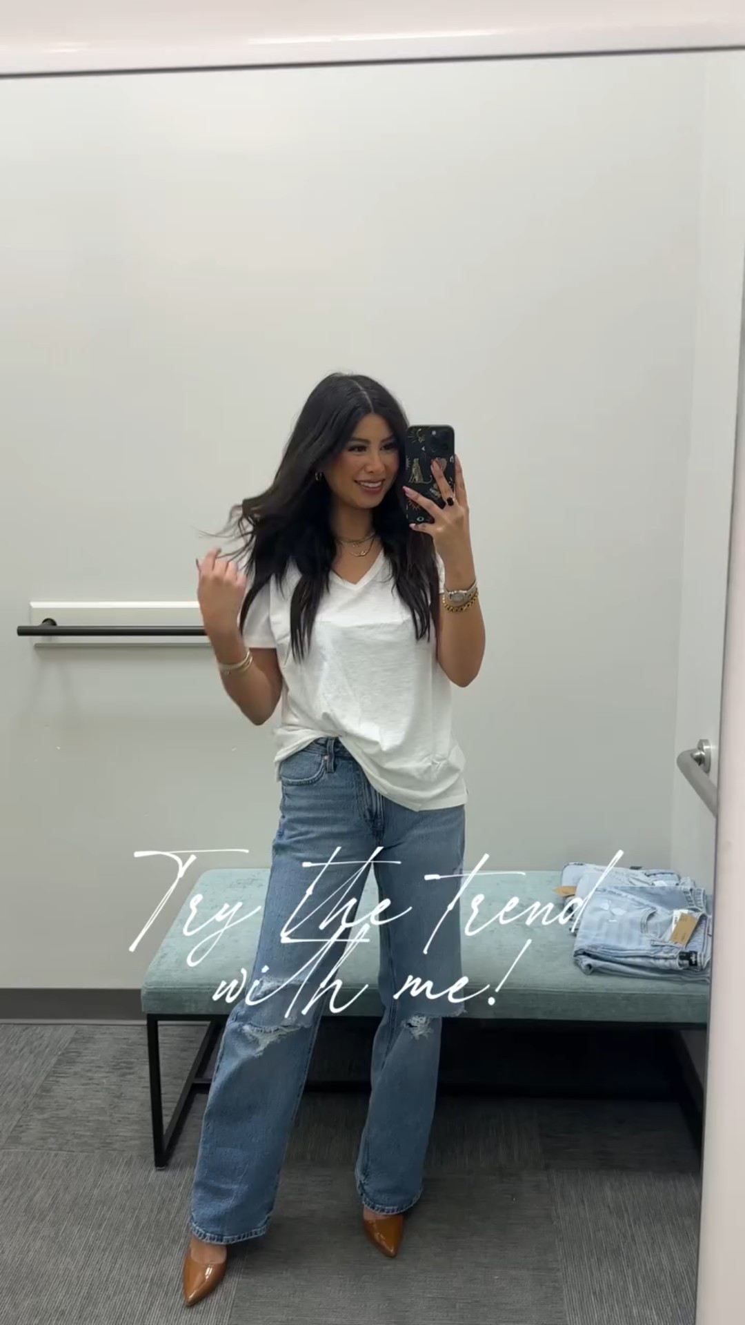 I bought them all 🙈🤍👖

@maurices #mbassador #ltkblogger #jeanlovers