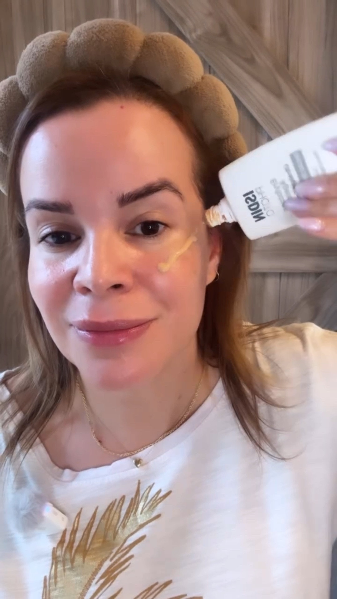 Rutina de maquillaje rápida para el día a día 💕
Menos pasos, más glow ✨
¿Eres team natural o full glam?

#MakeupRápido #MaquillajeNatural #BeautyRoutine #GlowUp #everydaymakeup 

@isdinusa  Eryfotona Ageless 
@diorbeauty  Forever Skin Correct 
@lancomeofficial Mascara Lash Idôle 
@tartecosmetics Blush 
@nyxcosmetics The brown glue 
@summerfridays Lip Liner 
@charlottetilbury Air Bruh
@lauramercier Fijador

#LTKmorningroutine #LTKmomlife #LTKOver40