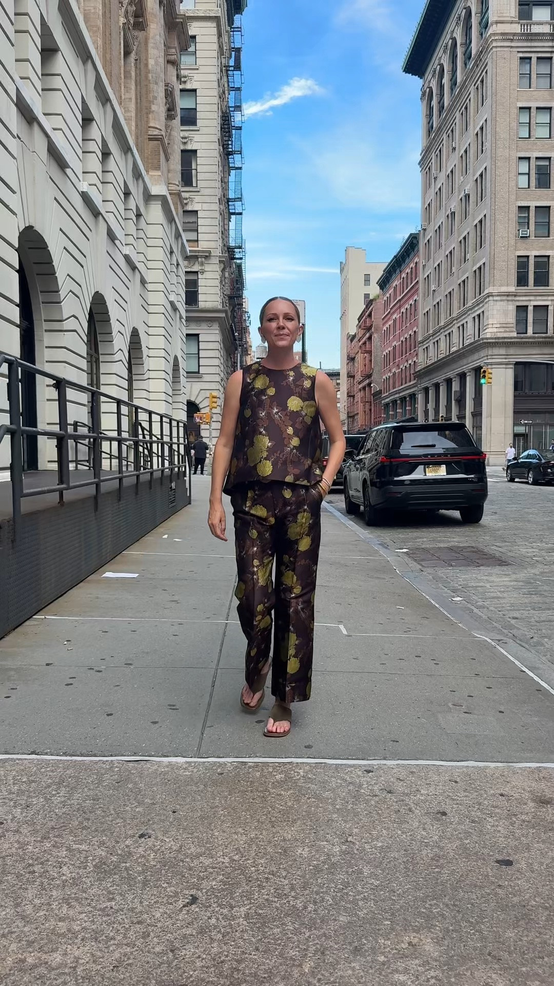 A swanky set from @saks for a quick NYC trip. Shop my look plus my other favorite new arrivals from @saks here! #Saks, #SaksPartner, @Saks