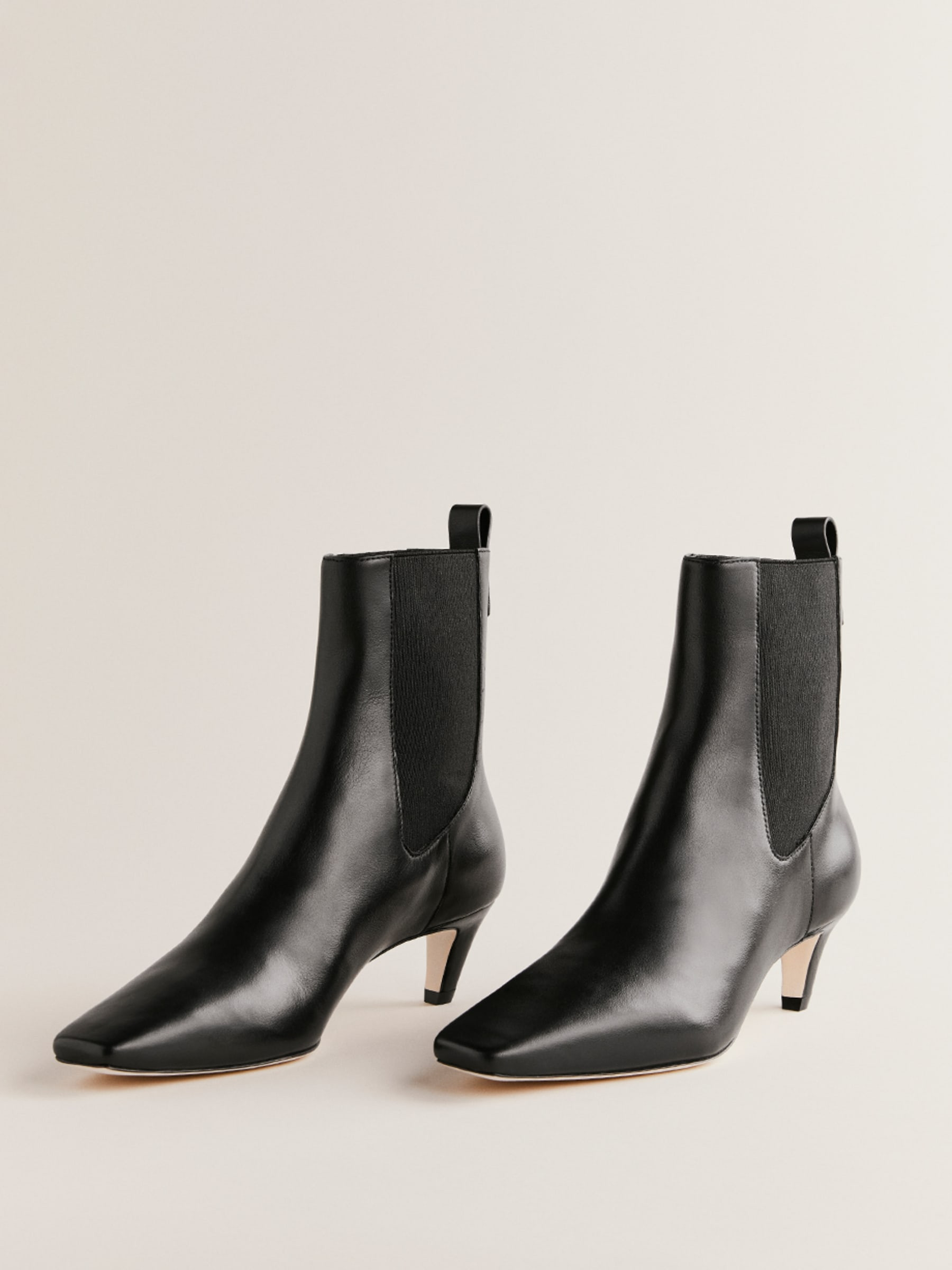 Roberta Ankle Boot | Reformation (Global)