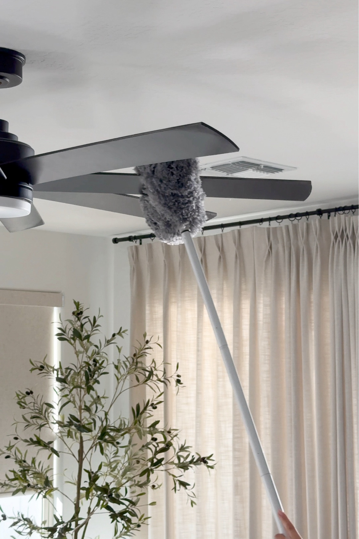 #neutralhome #cleaninggadget 

#LTKHome