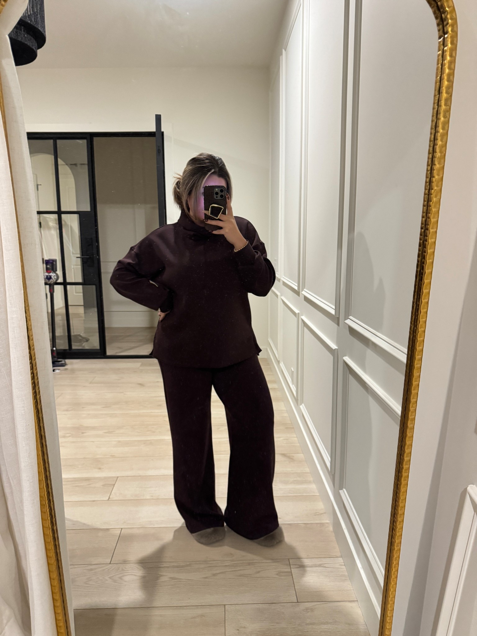 The set I have been living in so much lately ! 
Top XL 
Pants L tall 



#LTKFindsUnder100 #LTKGiftGuide #LTKMidsize