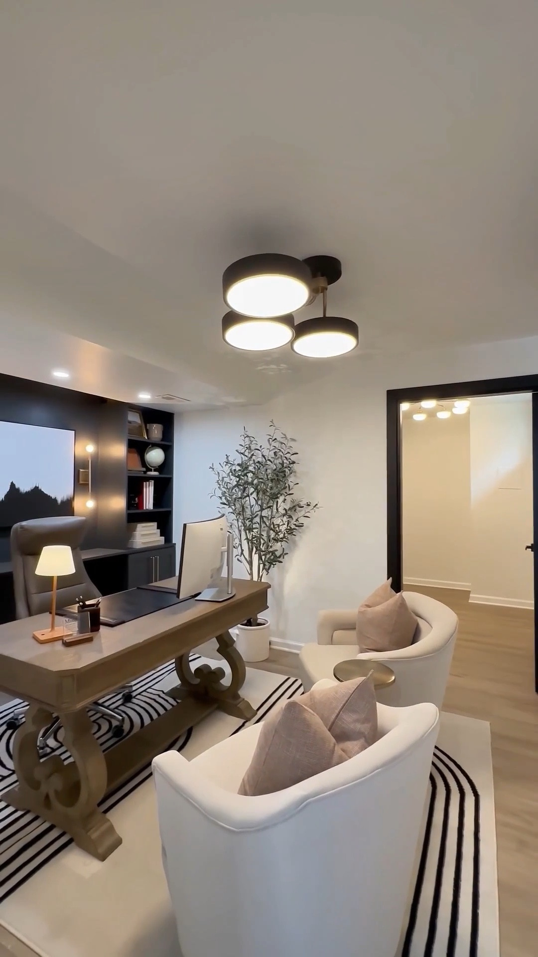 Take a closer look inside hubbys home office! I love the vibes in here 🫶🏾

#LTKSaleAlert #LTKHome