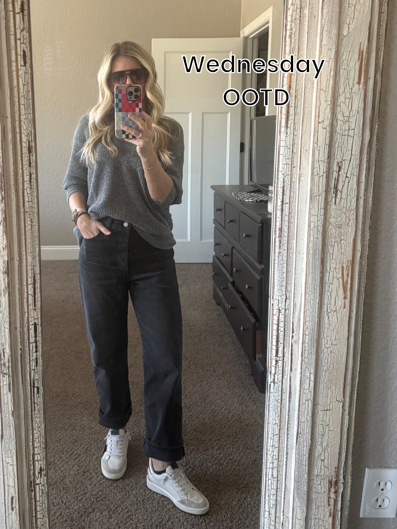 Keeping it simple 🩶🤍🖤
Sweater is OLD from Express-linked similar!
26 jeans

#LTKWorkwear #LTKootd #LTKmomlife