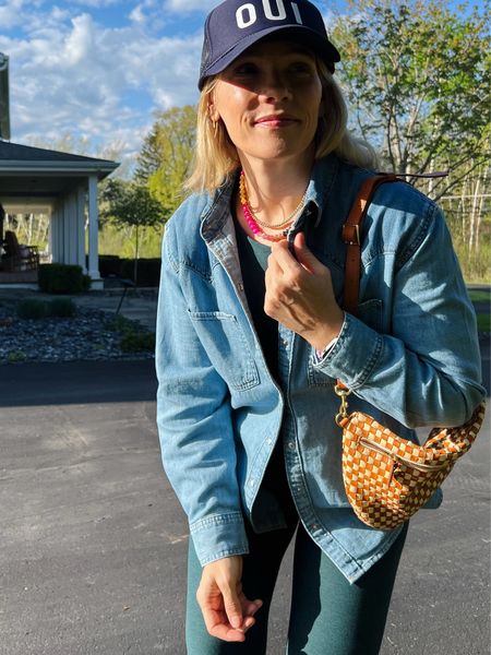 Weekend outfit - beyond yoga leggings and top matching set, Levi’s chambray button down, Clare v hat and bag, Anthropologie beaded necklace, madewell veja sneakers, bombas no show socks

See more everyday casual outfits over on CLAIRELATELY.com 

#LTKStyleTip #LTKSeasonal #LTKFindsUnder50