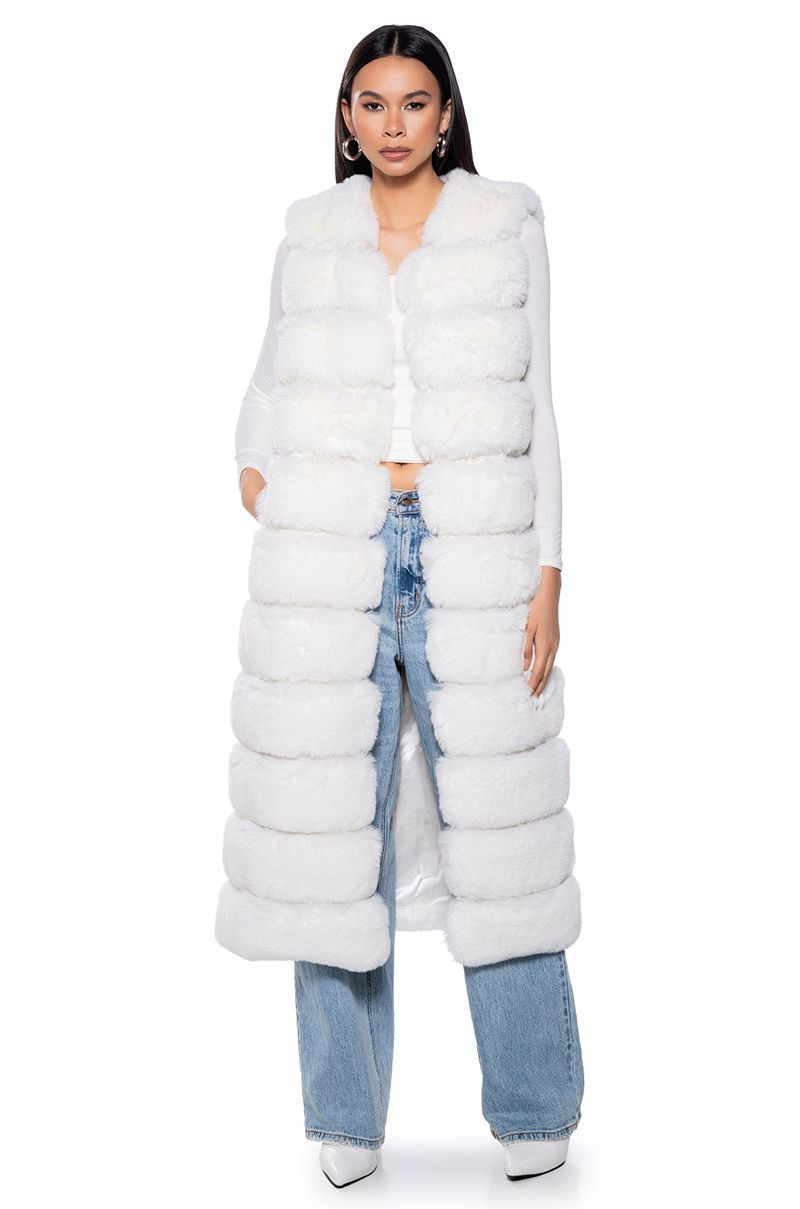 AZALEA WANG GIVE ME DIAMONDS FAUX FUR PANEL VEST | AKIRA