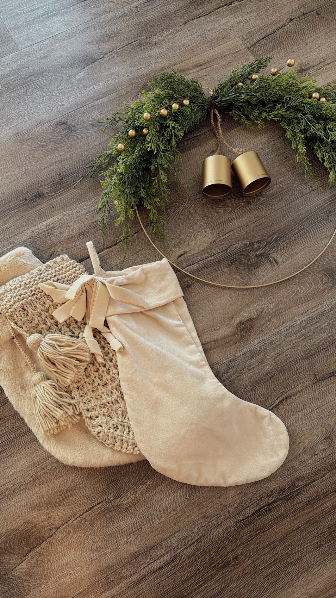 Simple Christmas wreath
Neutral Christmas stockings 
Mix and match Christmas stockings 

Target home
Christmas decorr

#LTKHome #LTKFindsUnder50 #LTKHoliday