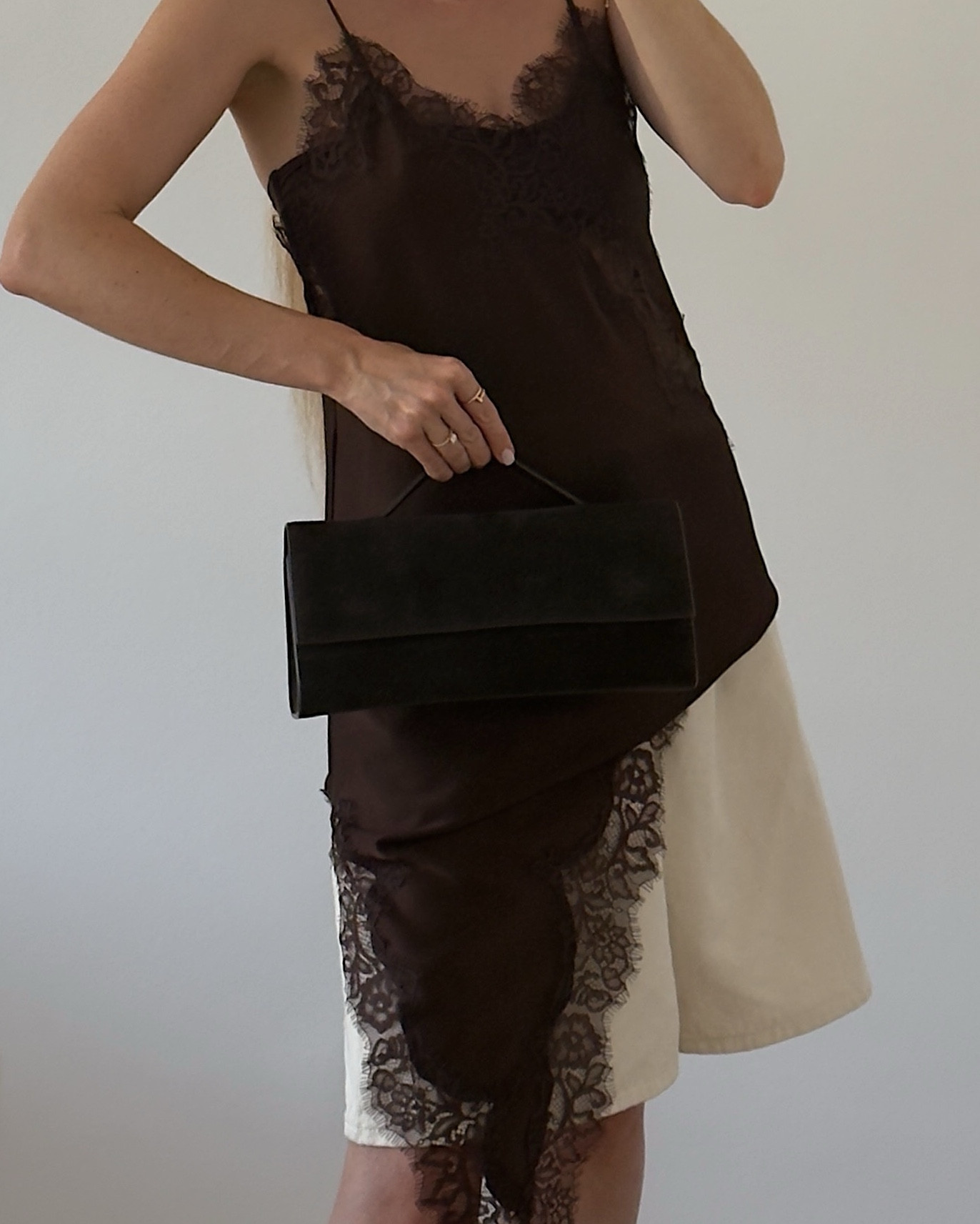 Girls Dinner attire • wearing a loose denim pants with a lace top in chocolate brown. paired with a dark brown velvet bag and heels. 

#LTKstyletip #LTKeurope #LTKdeutschland