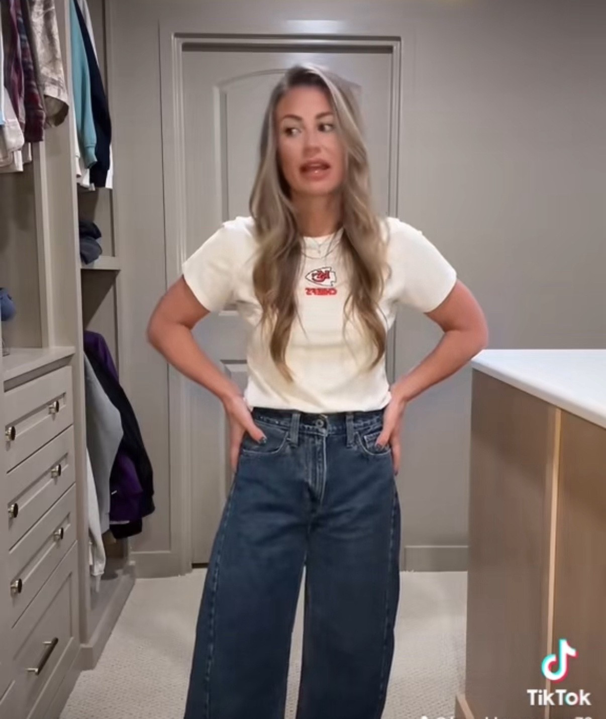 Go Taylor’s fiancé! I mean the Chiefs! 

#LTKPetite #LTKBeauty #LTKStyleTip