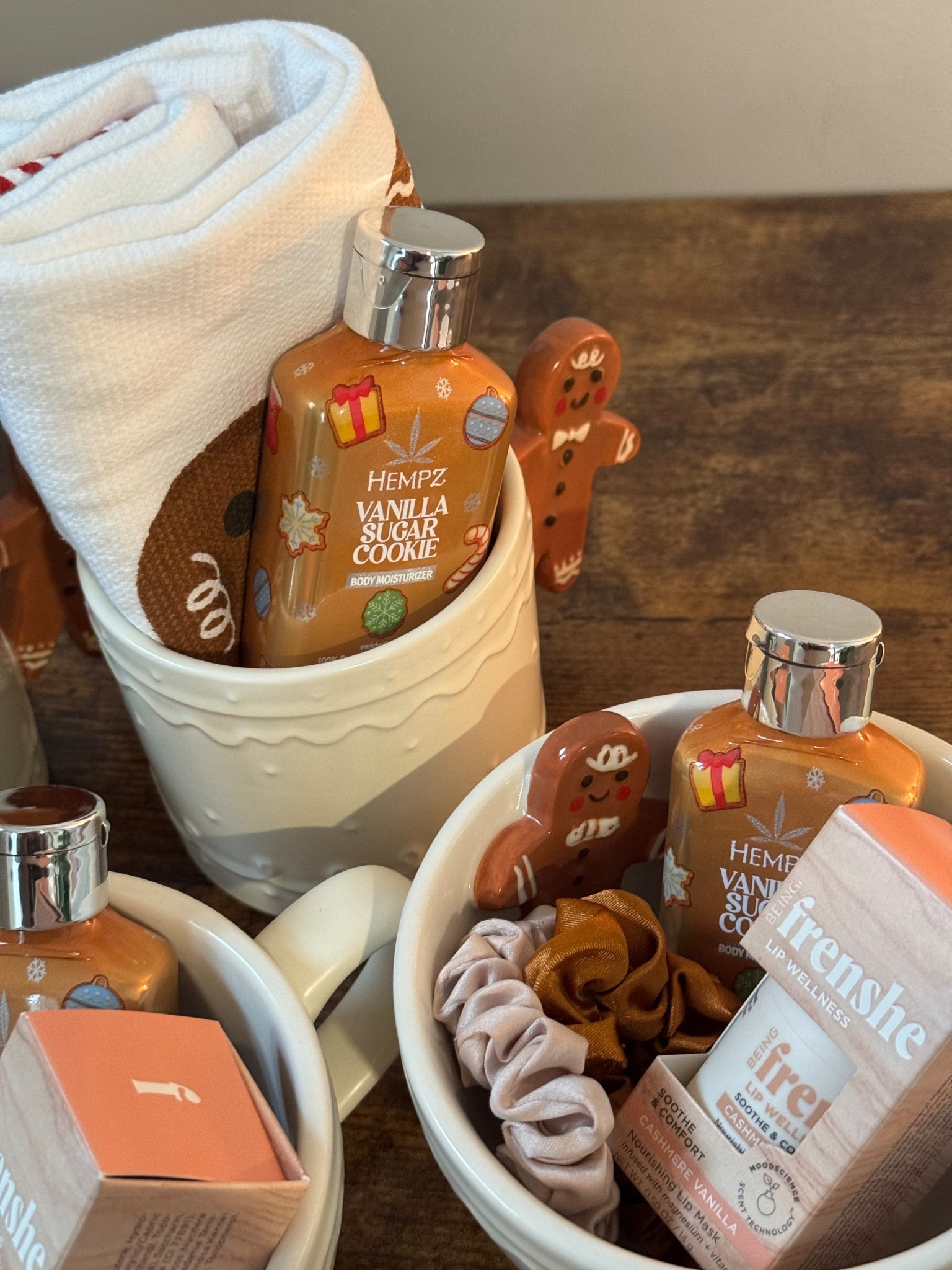 Holiday small gift ideas 🎁🍪