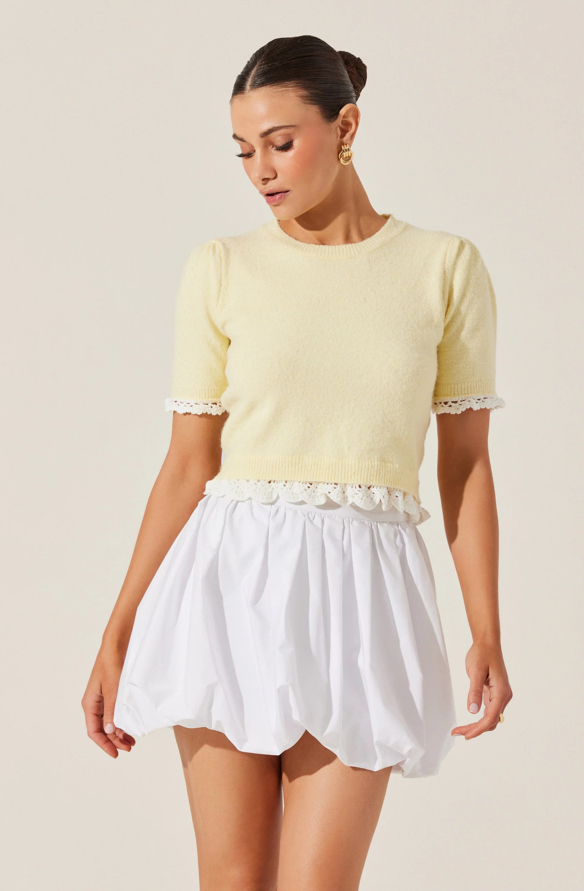 Libi Bubble Mini Skirt - White / XS | ASTR The Label (US)
