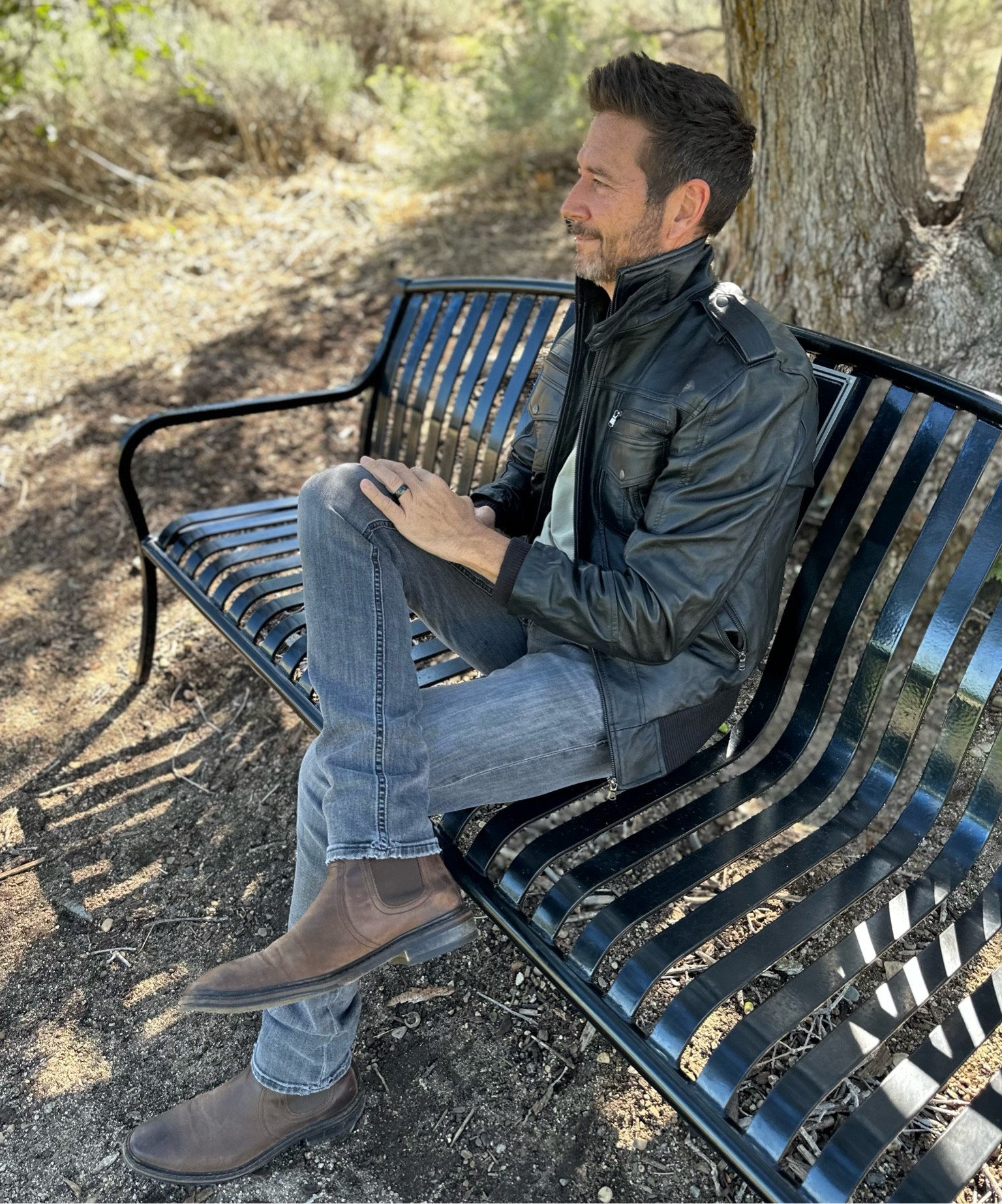 Get this rugged Fall look. I tagged high-end to a more affordable options. Really dig this look for fall and winter. It’s outdoorsy, rugged, can’t even be worn for a nice date night with the wife. 

#LTKover40 #LTKmens #LTKSeasonal