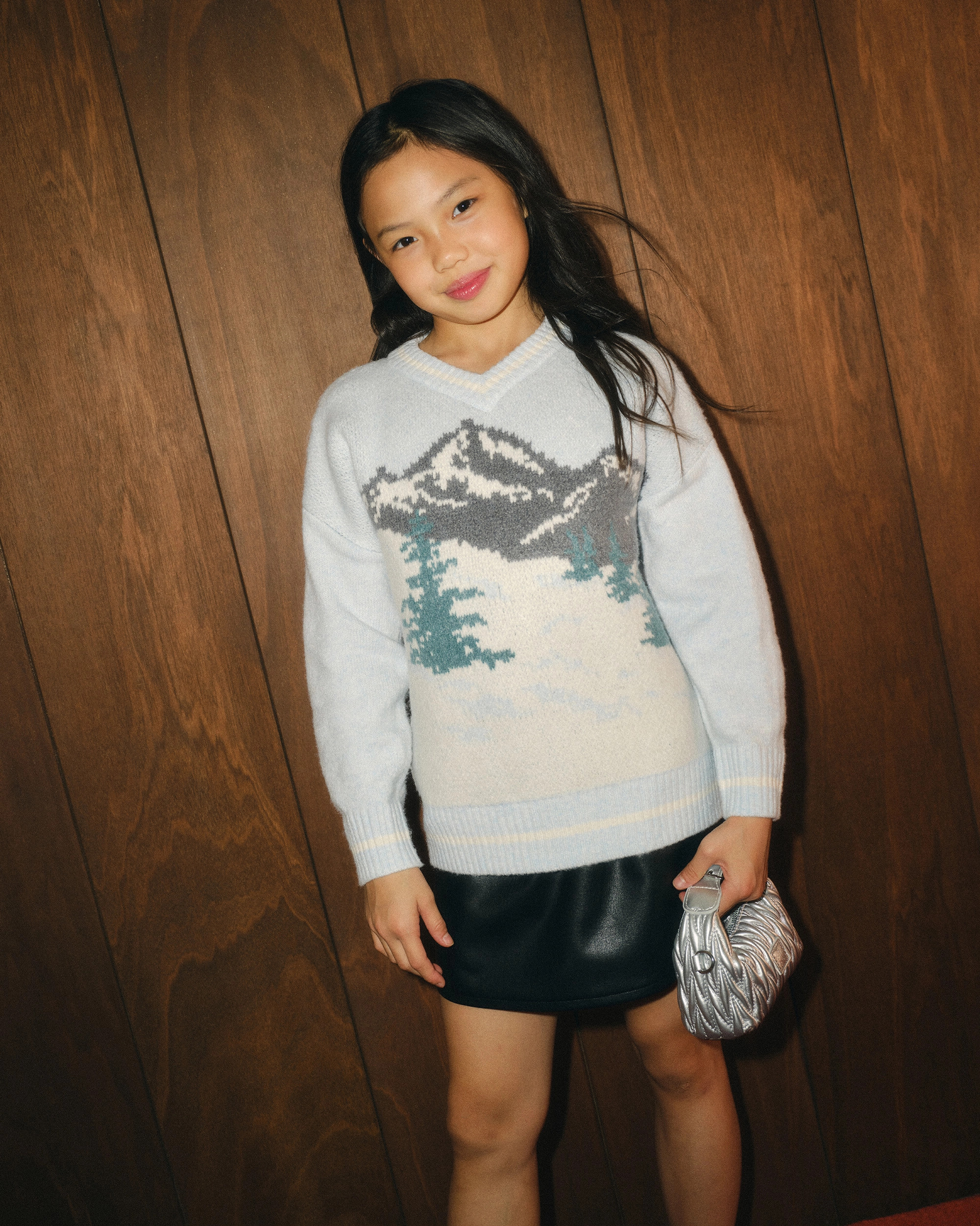 oversized ski graphic v-neck sweater | Abercrombie & Fitch (US)