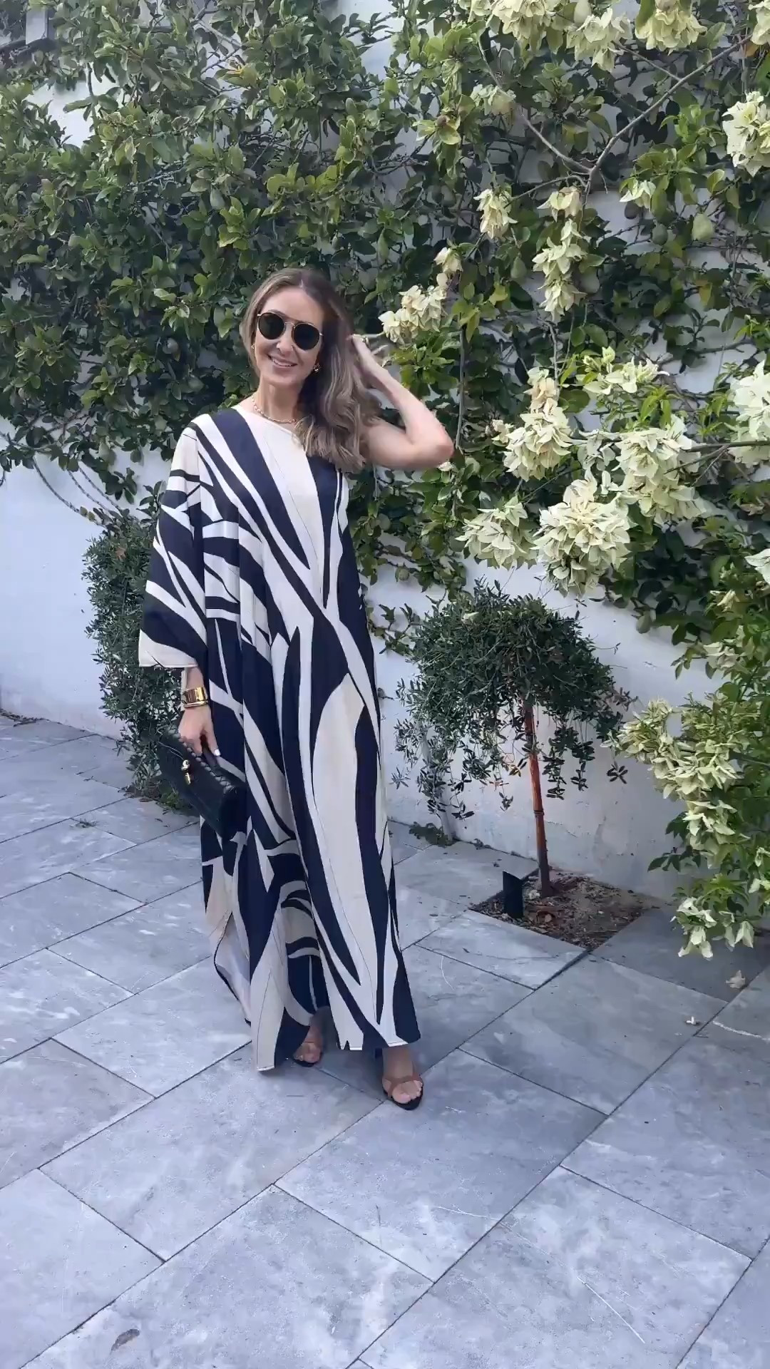 Gorgeous maxi dress
It flows beautifully and it’s so elegant 
Runs tts, wearing a size small 
I m 5’9”


#LTKU #LTKSeasonal #LTKStyleTip