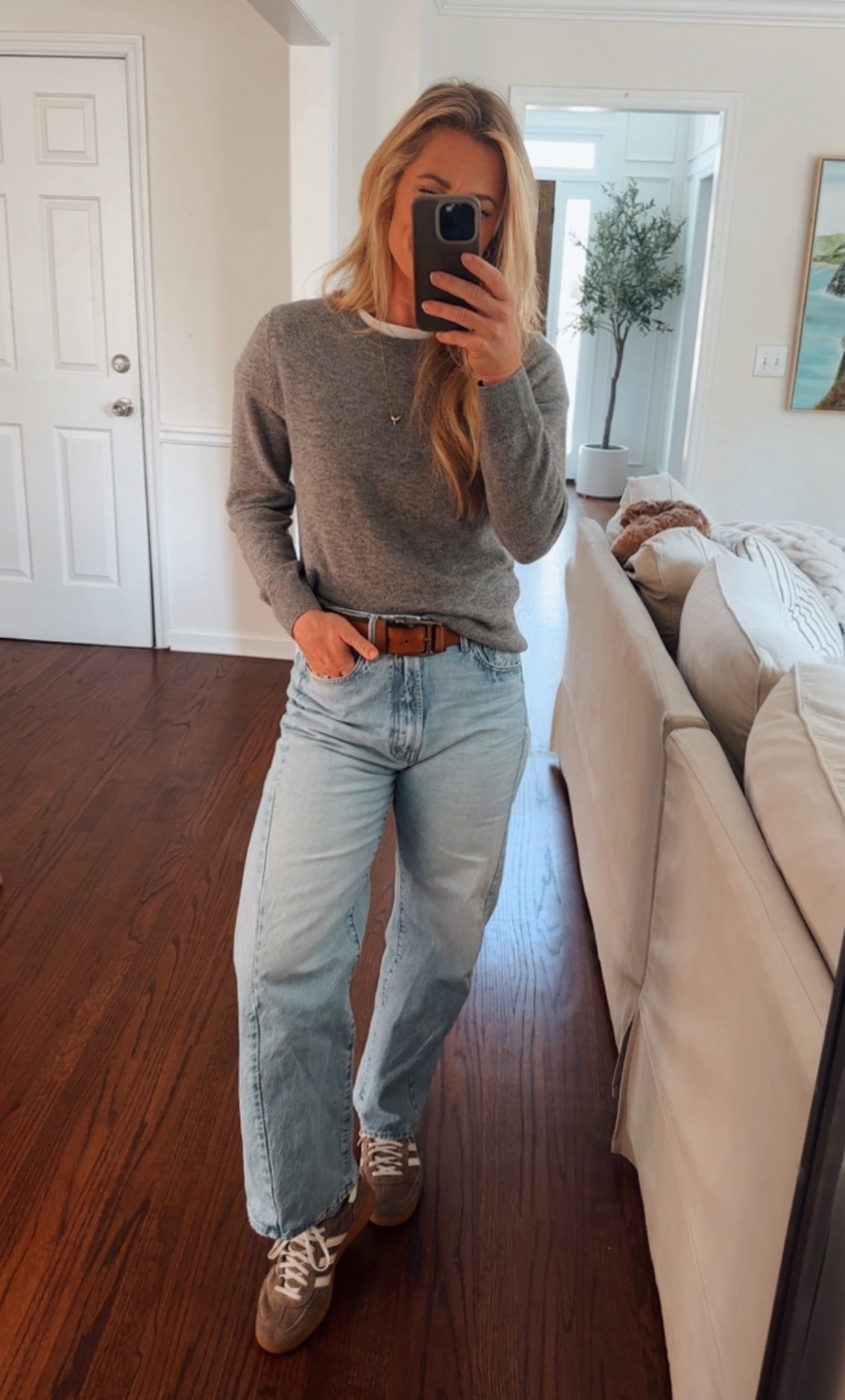 Quince cashmere sweater small 10/10

#LTKmomlife #LTKCyberWeek #LTKootd