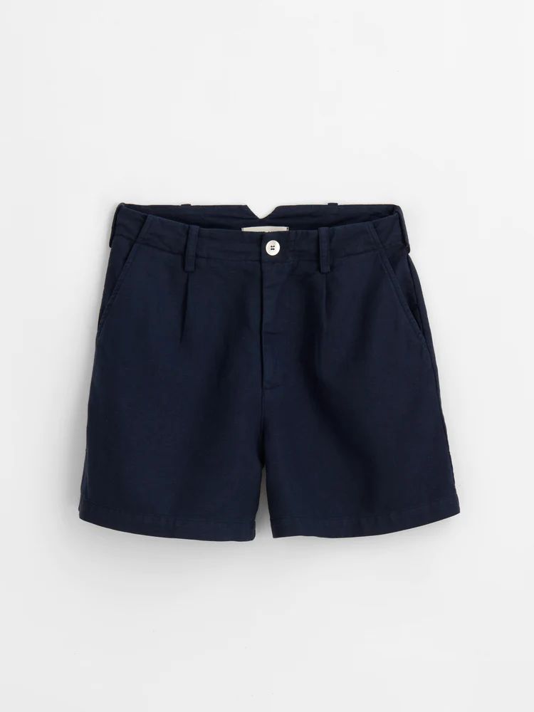 Boy Pleated Shorts in Linen | Alex Mill