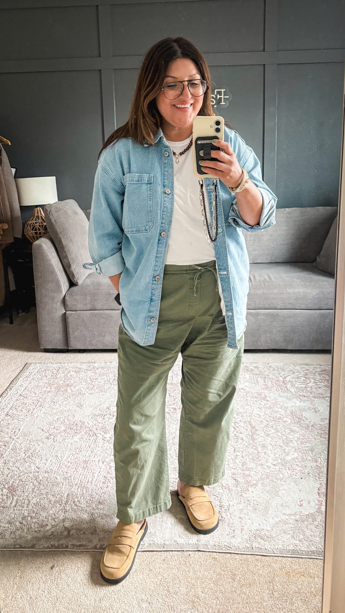Today’s teacher ootd:
A&F denim Shacket (old but linked similar)
GAP Factory pants - L
ASOS mules


@abercrombie @Noonday Collection @onequince @gapstyle

#LTKOver40 #LTKMidsize #LTKSaleAlert