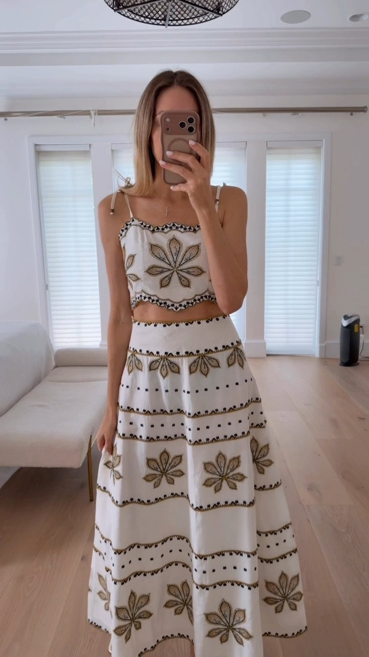Gorgeous and elegant skit set that I’m in love with! It’s flowing and the fabric is amazing. Fits true to size and I’m wearing size small
Summer outfits 
Summer dresses

#LTKootd #LTKU #LTKSeasonal