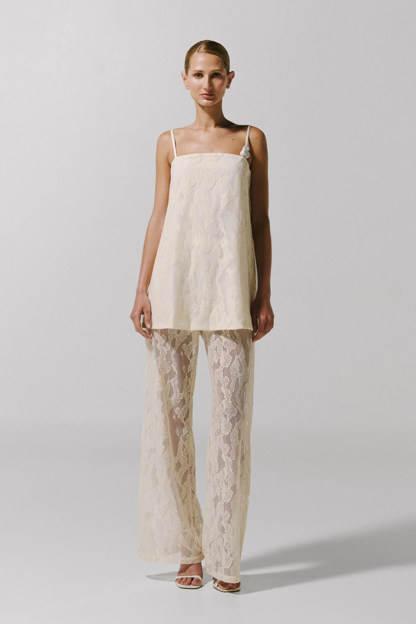 Porto Top White in Lace | BAOBAB INT