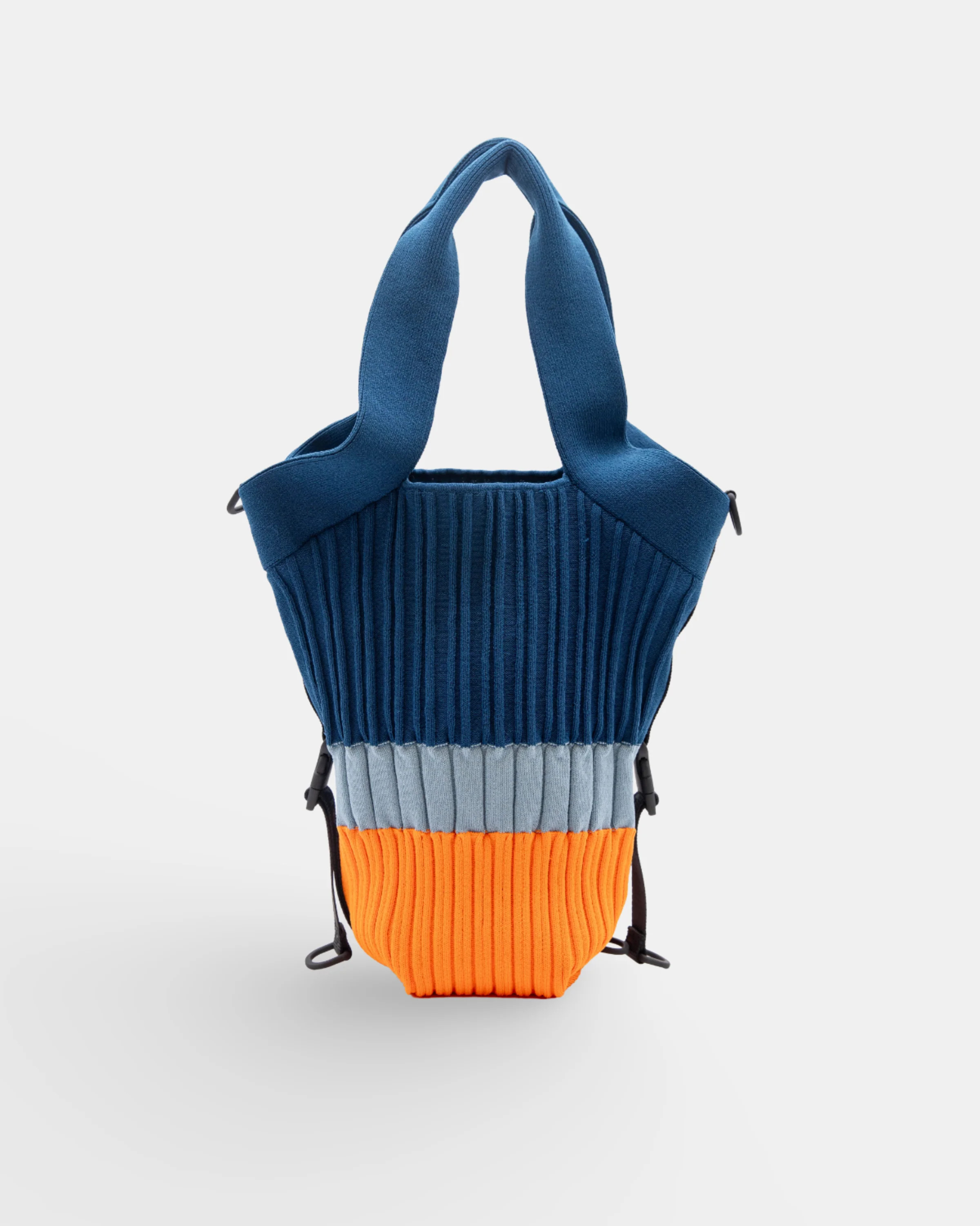 Sustainably Chic: Atacz Knit Handbags, Ethically Designed and Crafted from Recycled PET Bottles | Atacz (US)