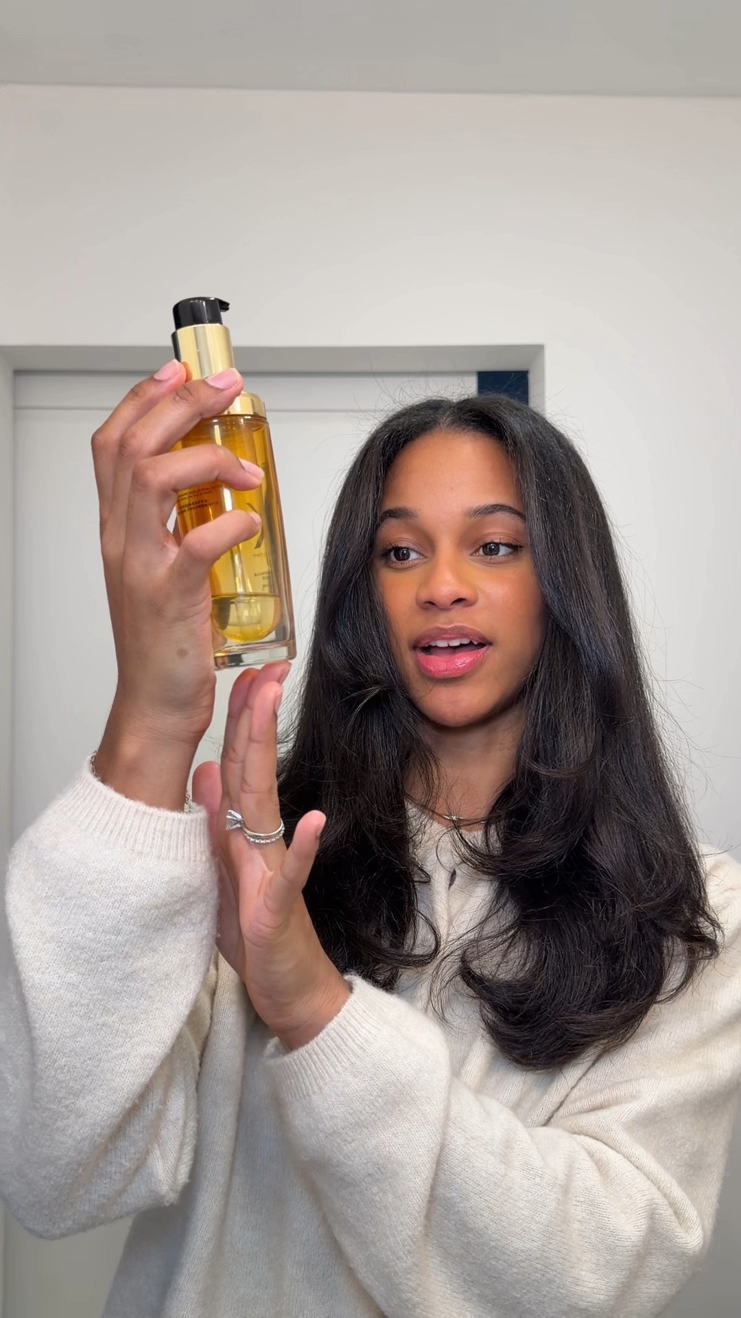 From curly to straight, here’s my updated at-home blowout routine! ⭐️

#LTKmomlife #LTKGiftGuide #LTKBeauty