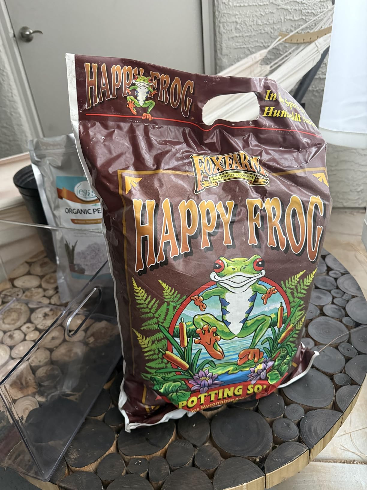 FoxFarm Happy Frog Potting Soil, 12qt – for Indoor/Outdoor Container Plants, Improves Root Effi... | Amazon (US)