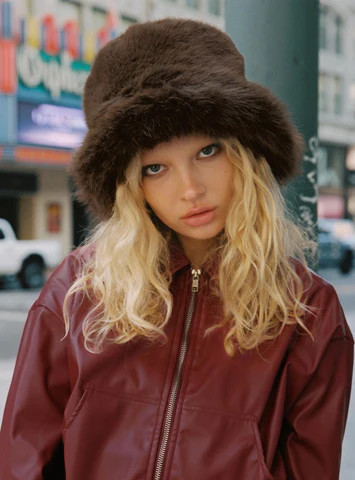 Avaah Fluffy Hat Taupe | Princess Polly US