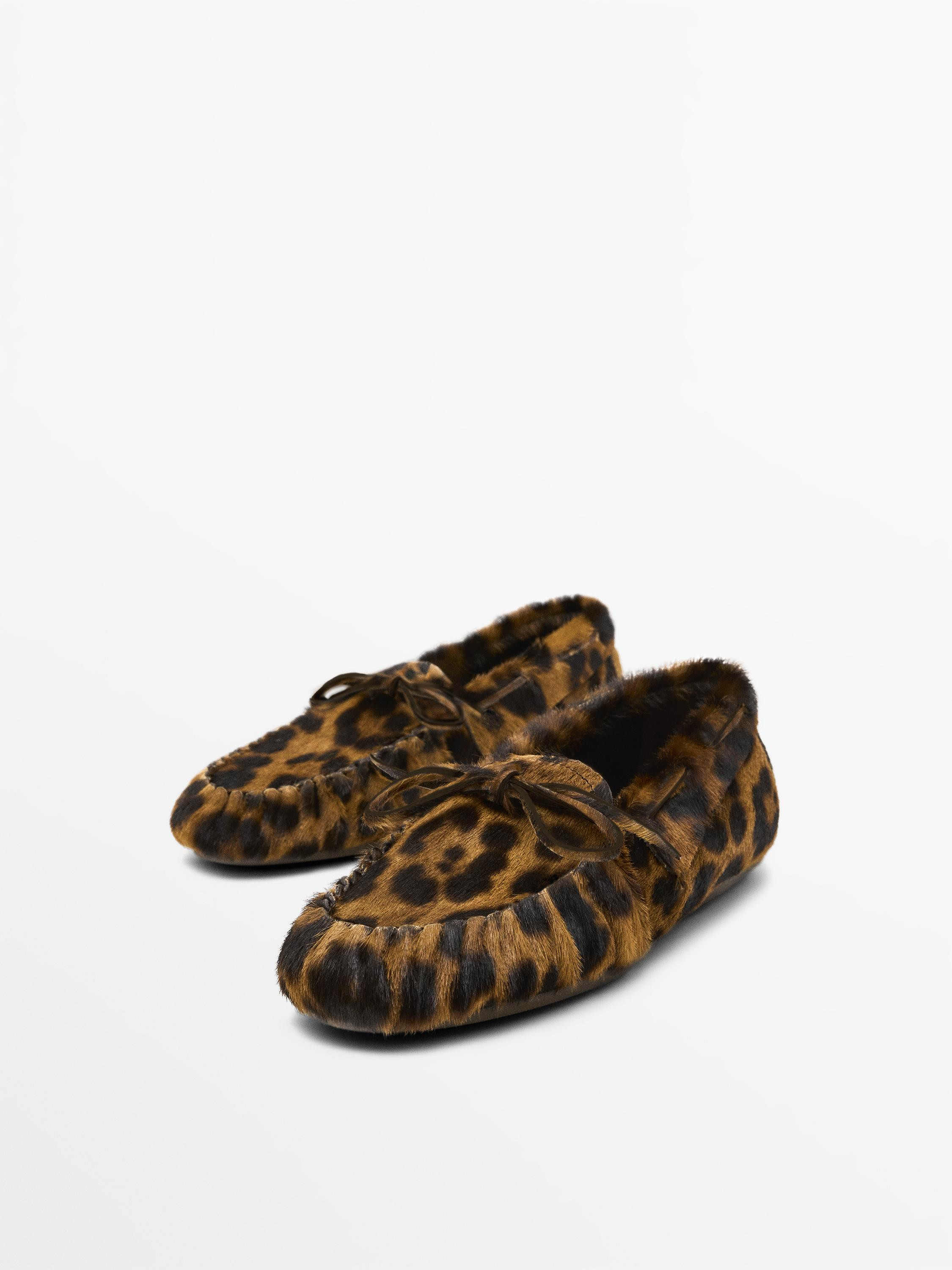 Segelschuhe mit Leopardenmuster | Massimo Dutti DE