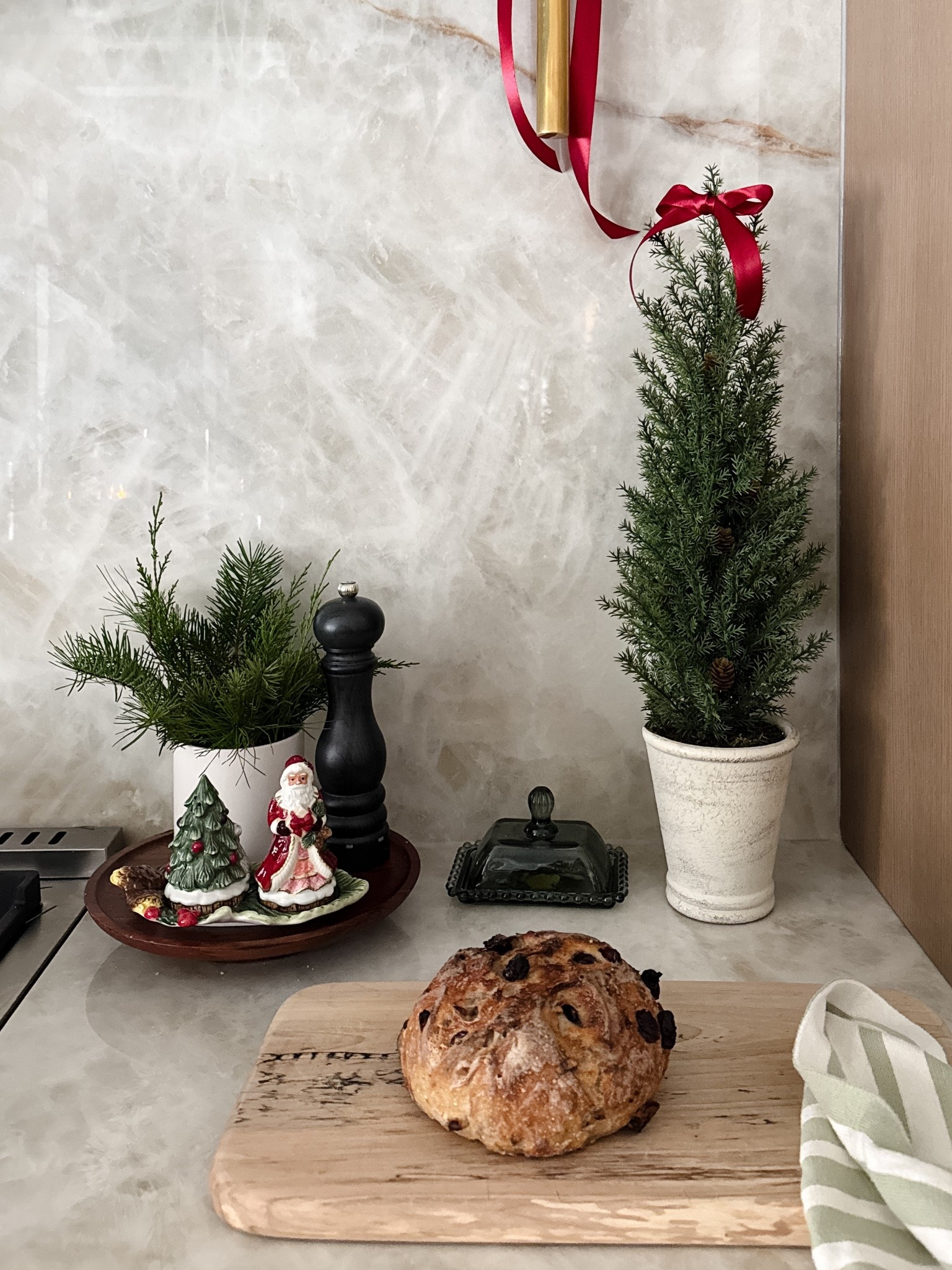 Warming up the kitchen with little holiday accessories and warm bread! 

#LTKHoliday #LTKSeasonal #LTKHome
