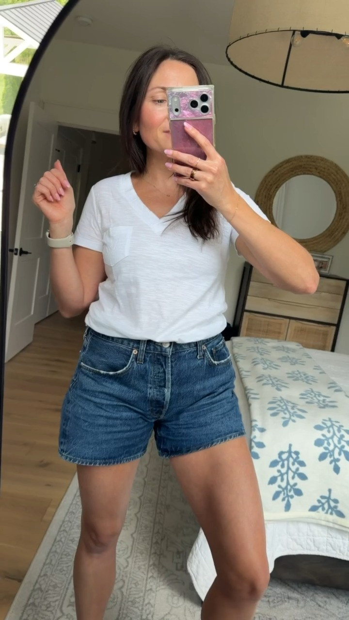 Such a good white tee! Such a good price on the Nordstrom Anniversary sale right now!  

 #LTKSeasonal #LTKSaleAlert
