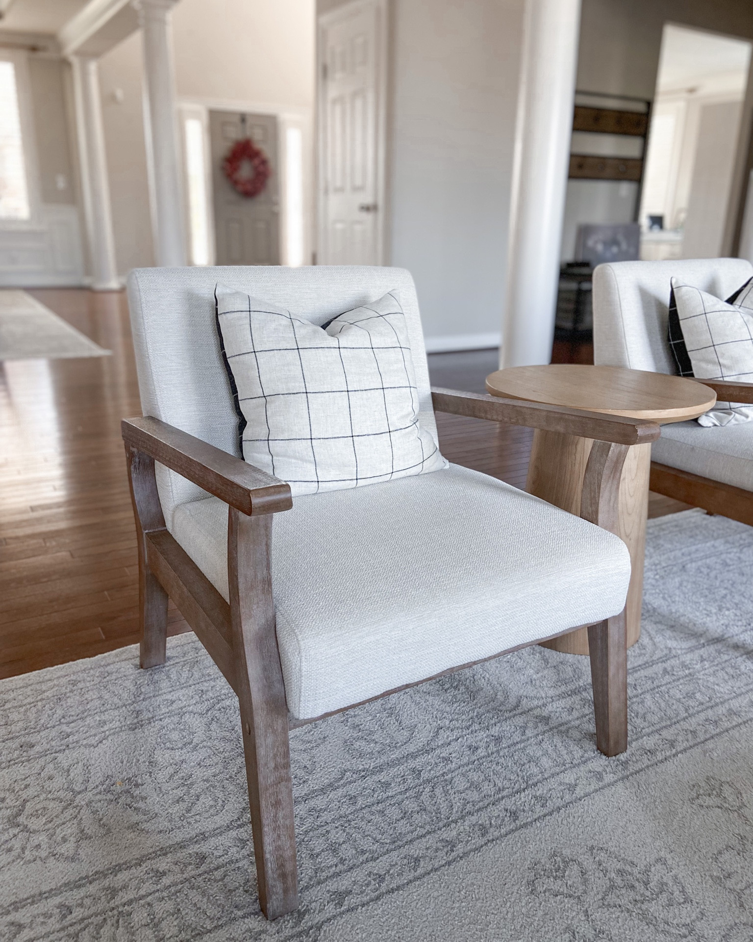 Transitional Style Decor & Furniture
Modern Organic
Amazon Furniture & Home Decor
Affordable Mid-Century Modern
Accent Chairs
Living Room Chairs

#LTKhome