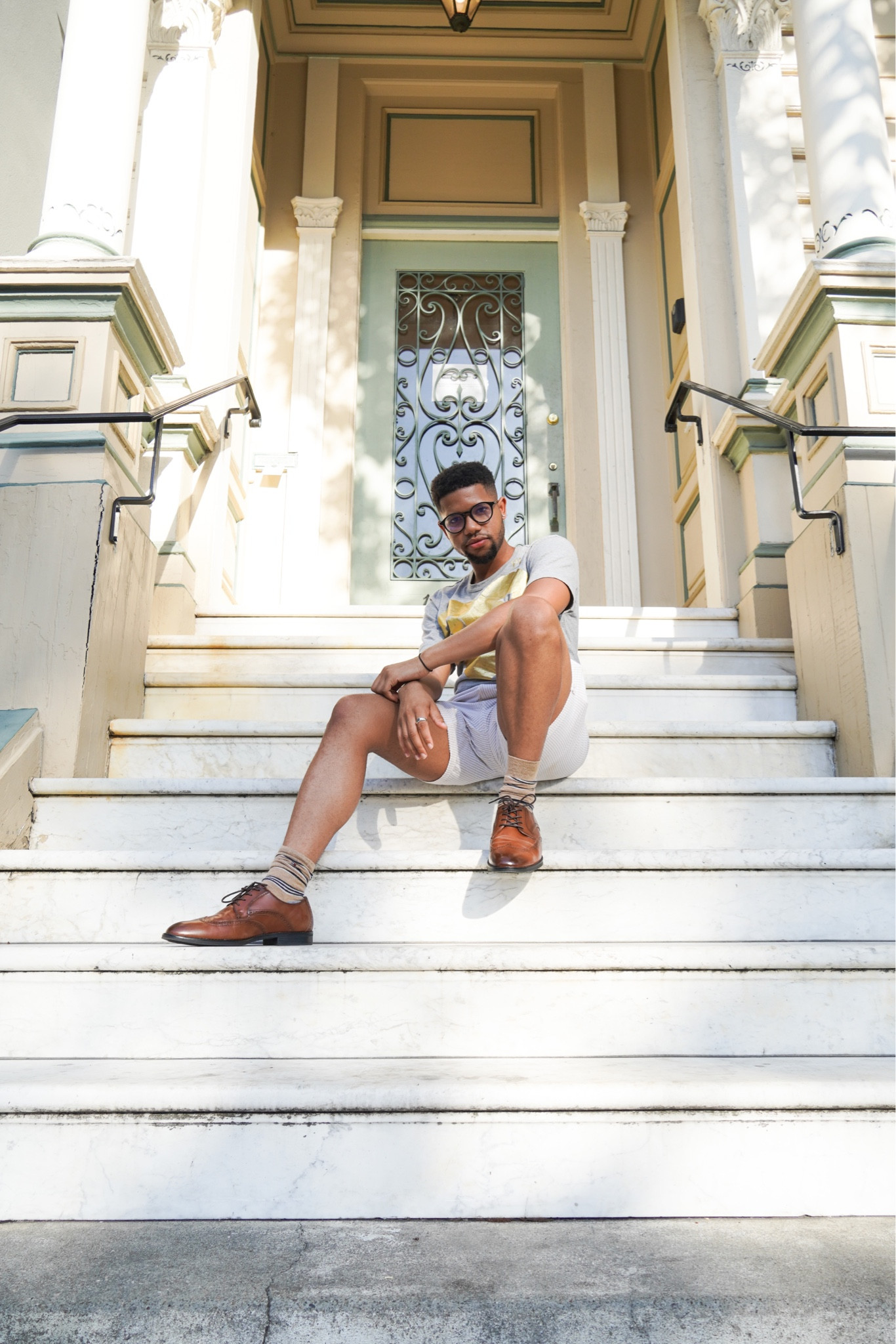 I admit, I think I might have a case of #SpringFever. The longer light stays out leaves me feeling more active and creative which makes me happier 💐☝🏽

How is the 3rd day of Spring treating you thus far?


#LTKFind #LTKSeasonal #LTKmens